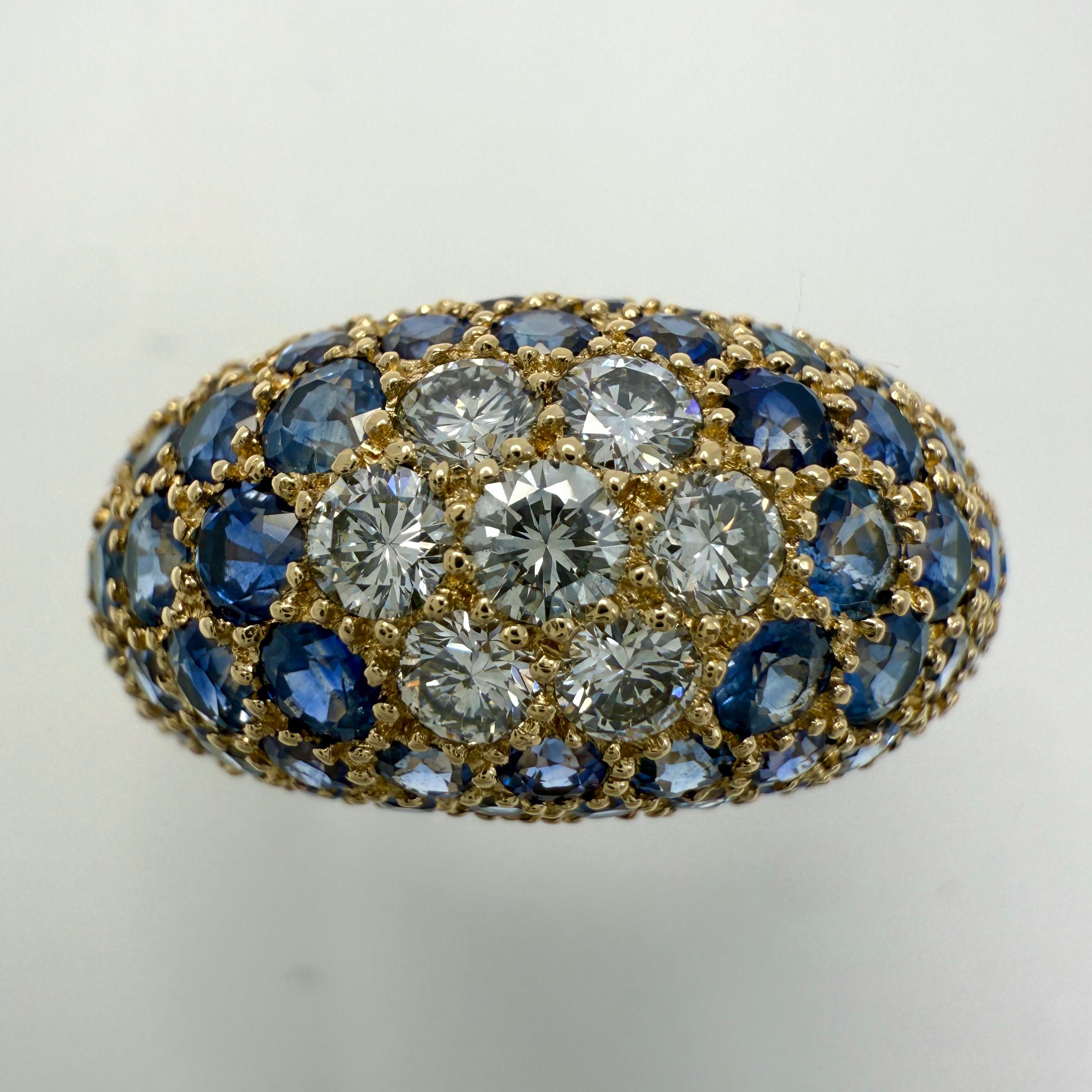 Feiner natürlicher Saphir und Diamant Pavé Rundschliff 18k Gelbgold Kuppel Ring im Angebot