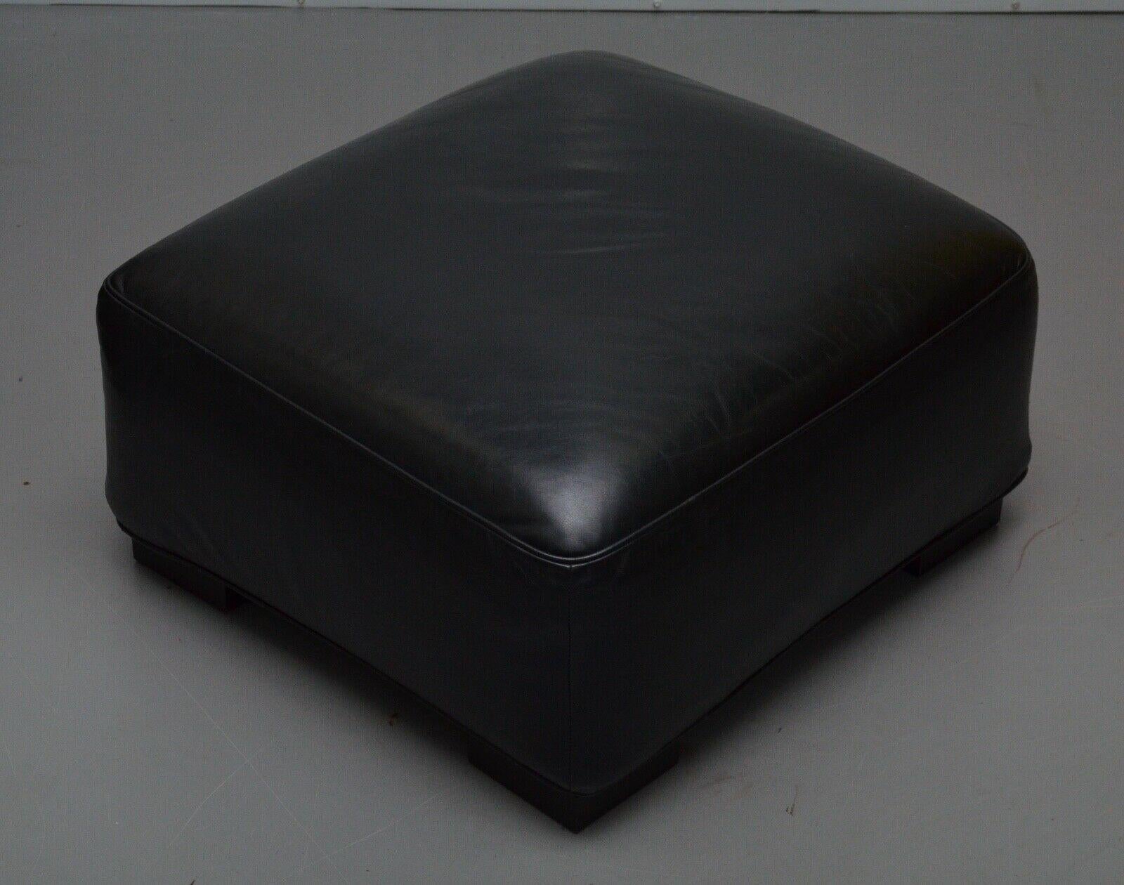 FINE NATUZZI BLACK LEATHER ARMCHAiR & FOOTSTOOL MADE IN ITALY 2