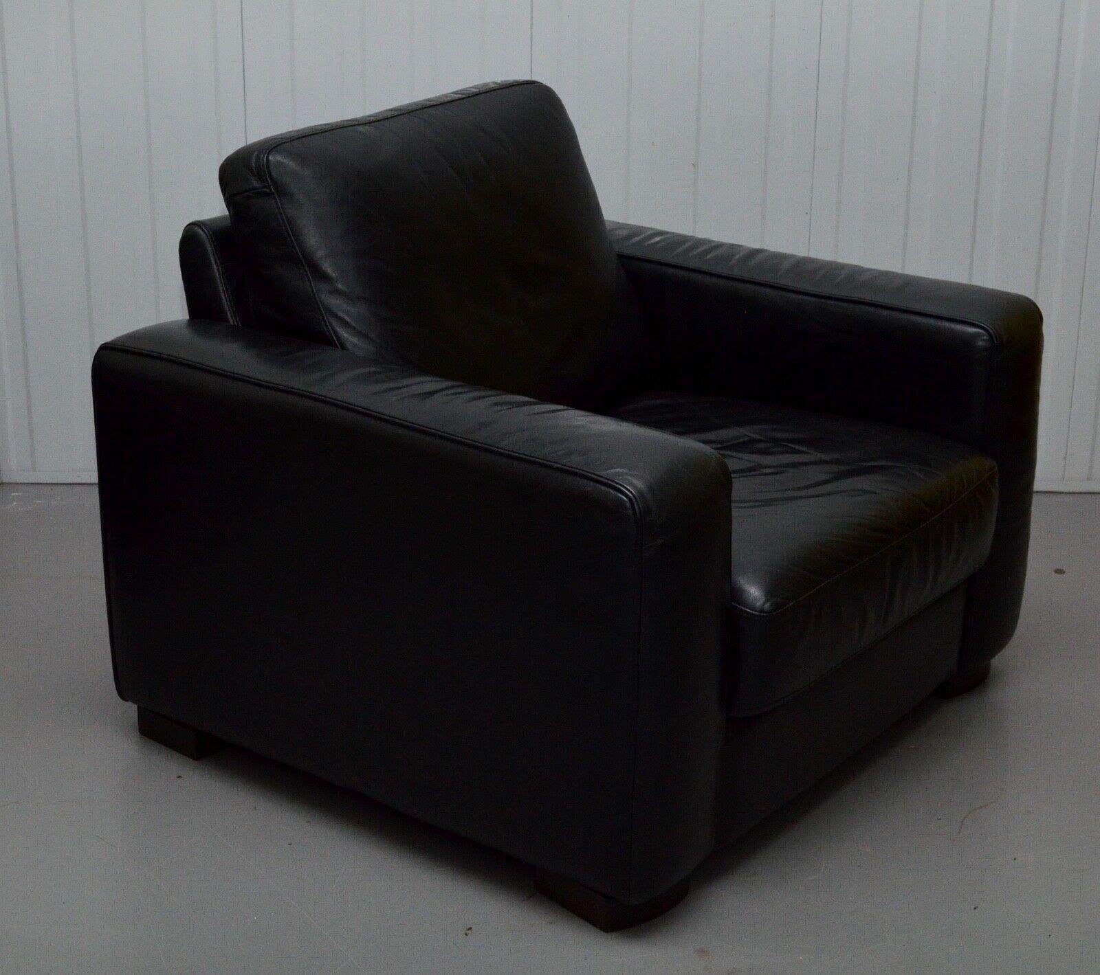 FINE NATUZZI BLACK LEATHER ARMCHAiR & FOOTSTOOL MADE IN ITALY 4