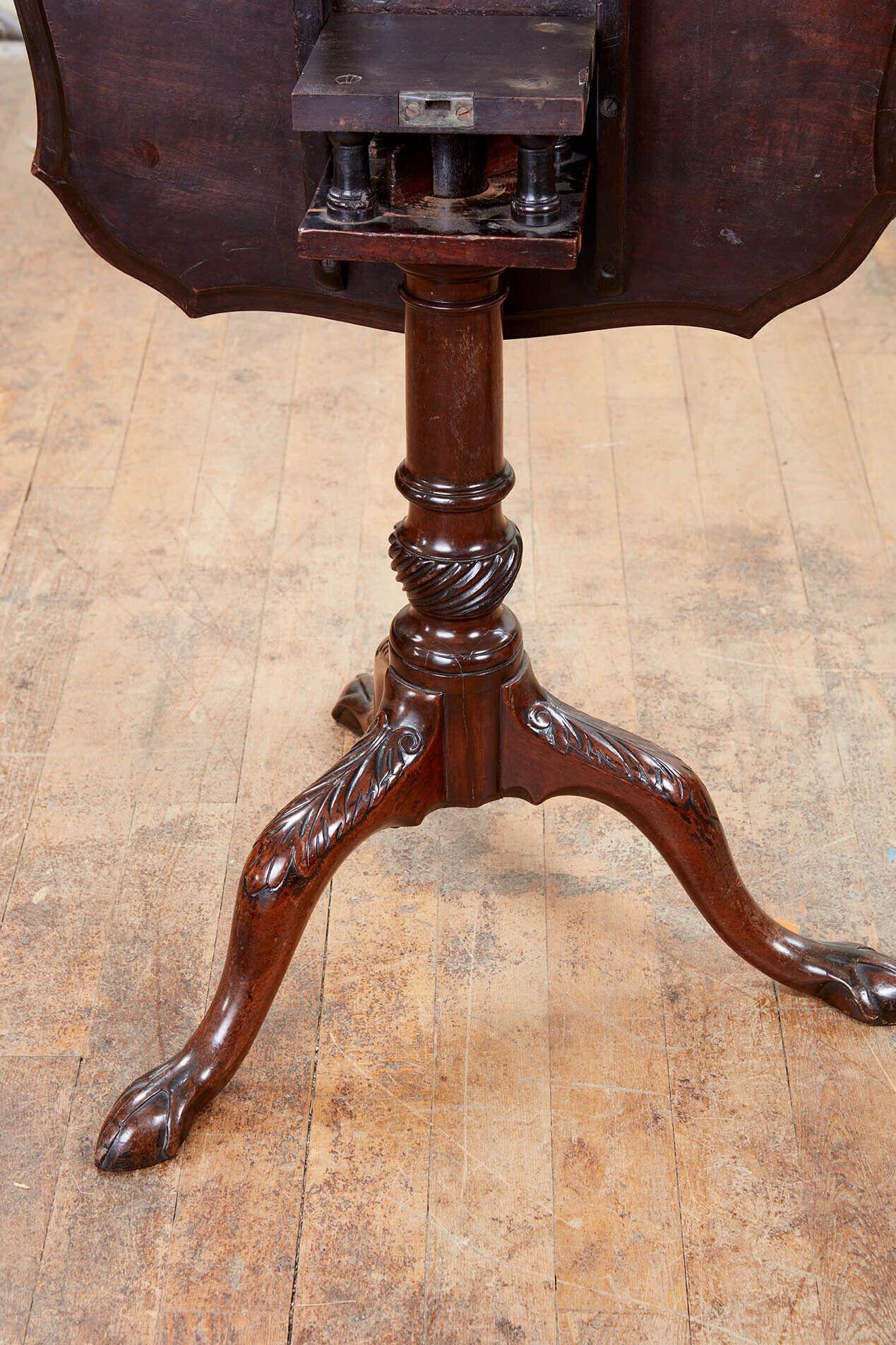 Fine Near Pair of Georgian Padouk Fretwork Gallery Tables For Sale 9