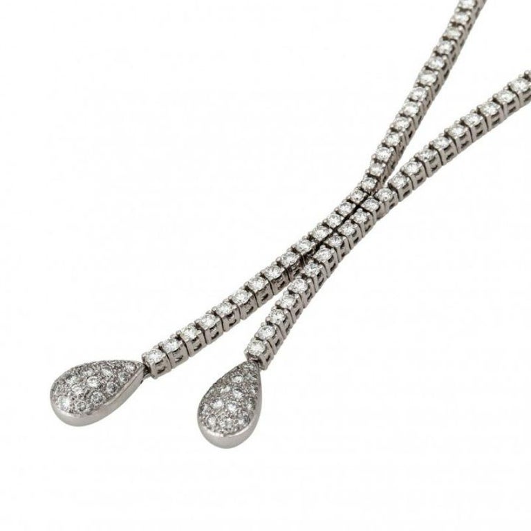 Fine Necklace with Pavé Setting, Drop Ends For Sale at 1stDibs