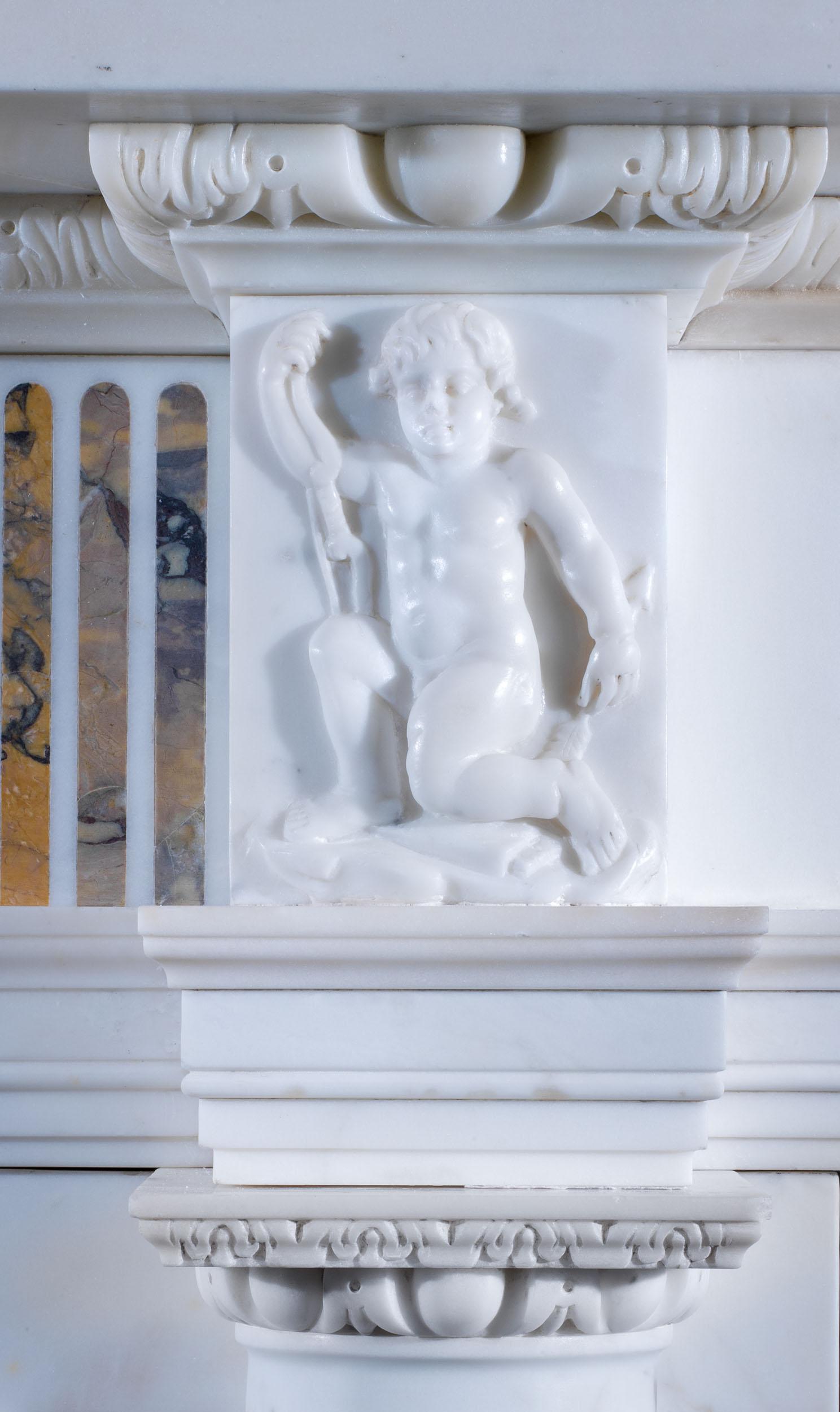 Feine klassizistische Siena Intarsienkaminfigur (George III.) im Angebot