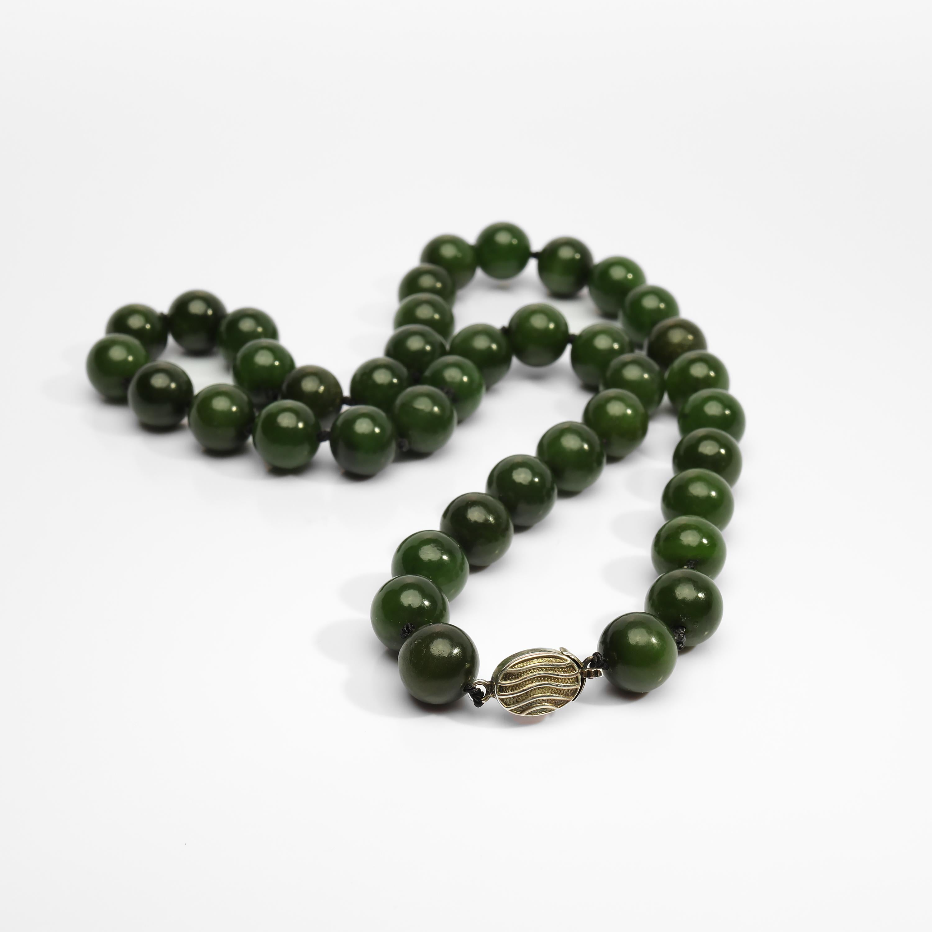 Fine Nephrite Jade Necklace 2