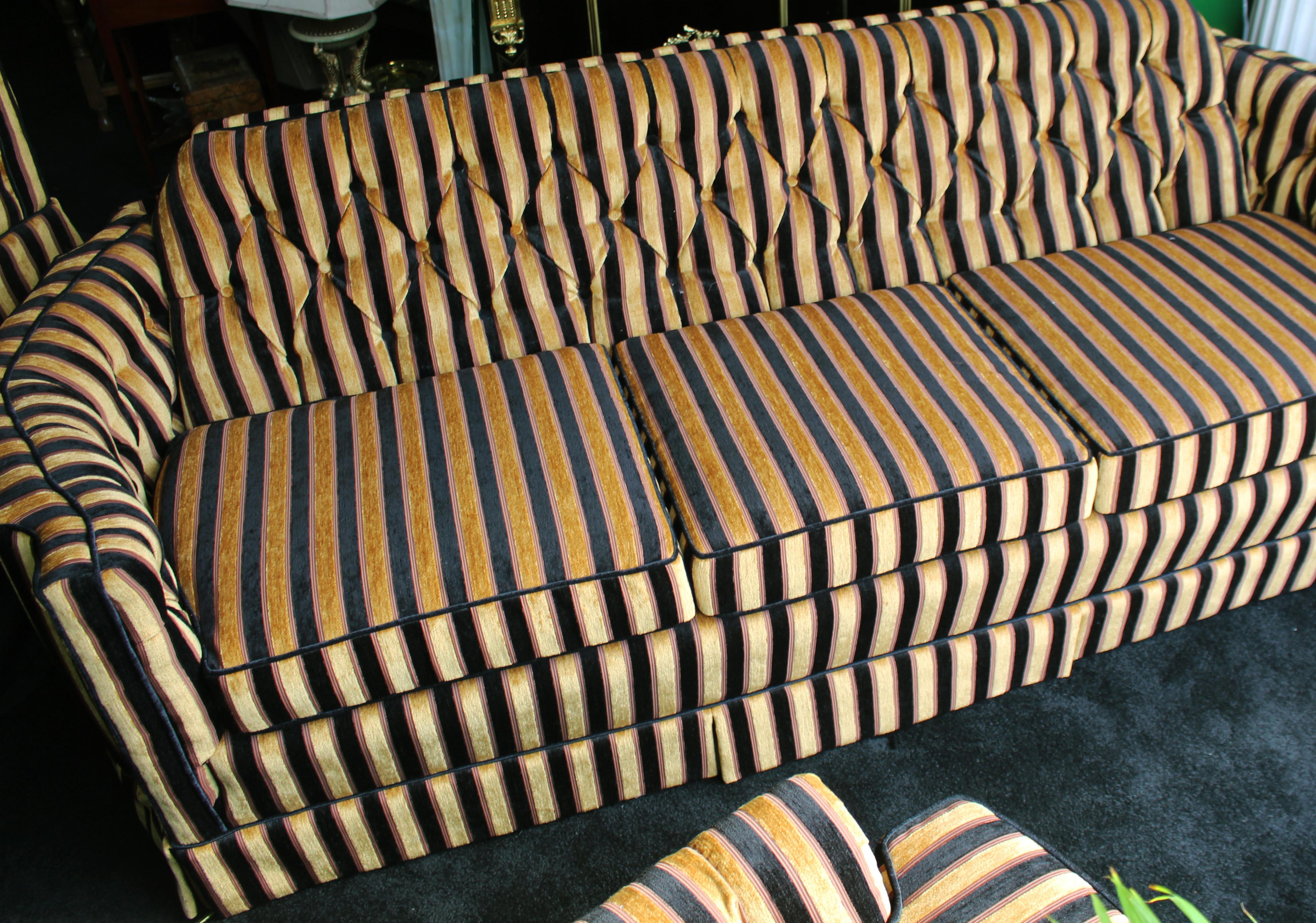 Fine Newly Upholstered Gold Striped Three Piece Bridgecraft Suite, c.1970 In Good Condition In Worcester, GB
