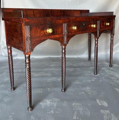 Fine Norfolk, VA Federal mahogany sideboard