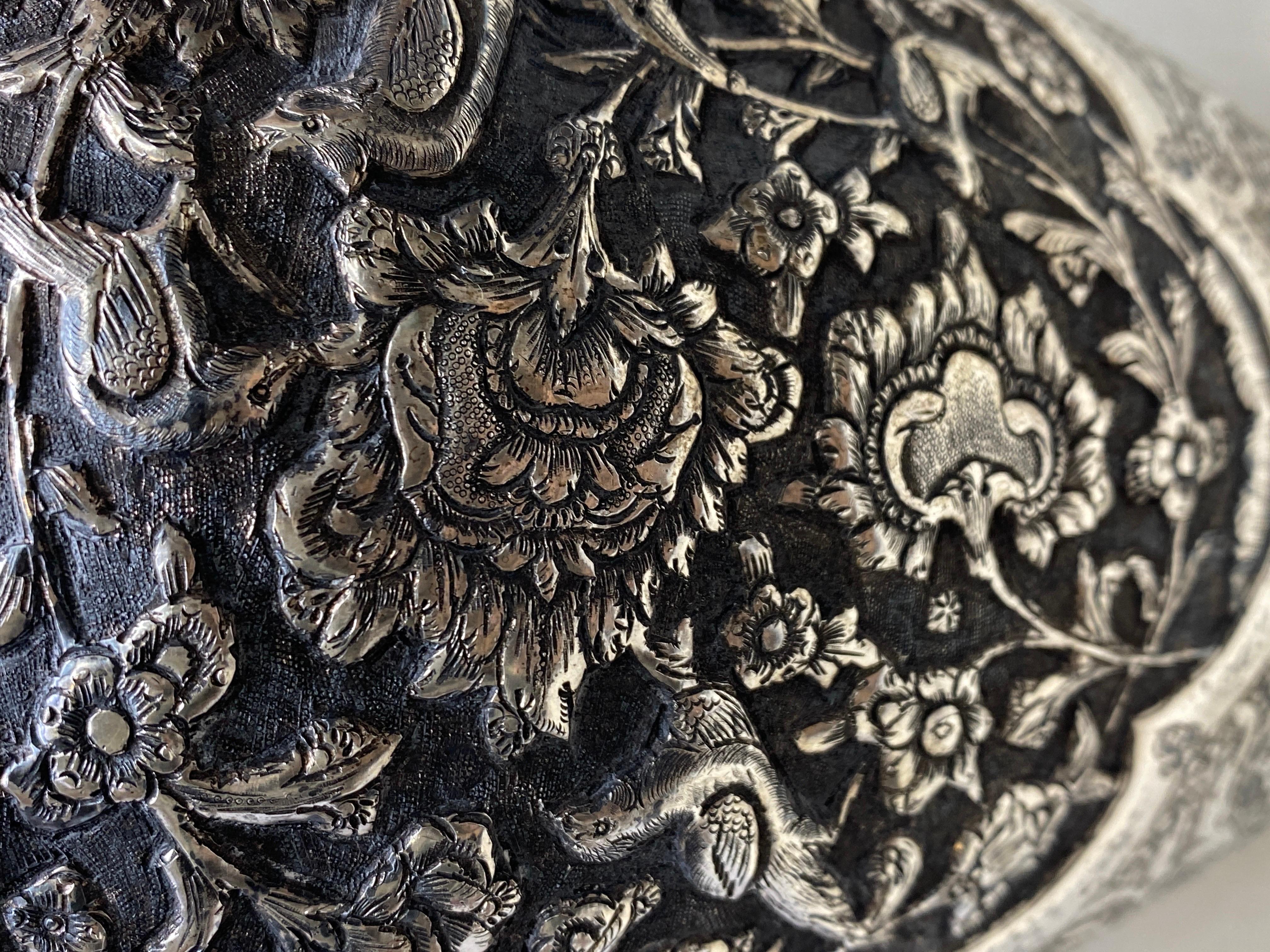 Feine alte persische islamische Qhalamzani-Repousse-Silbervase 6
