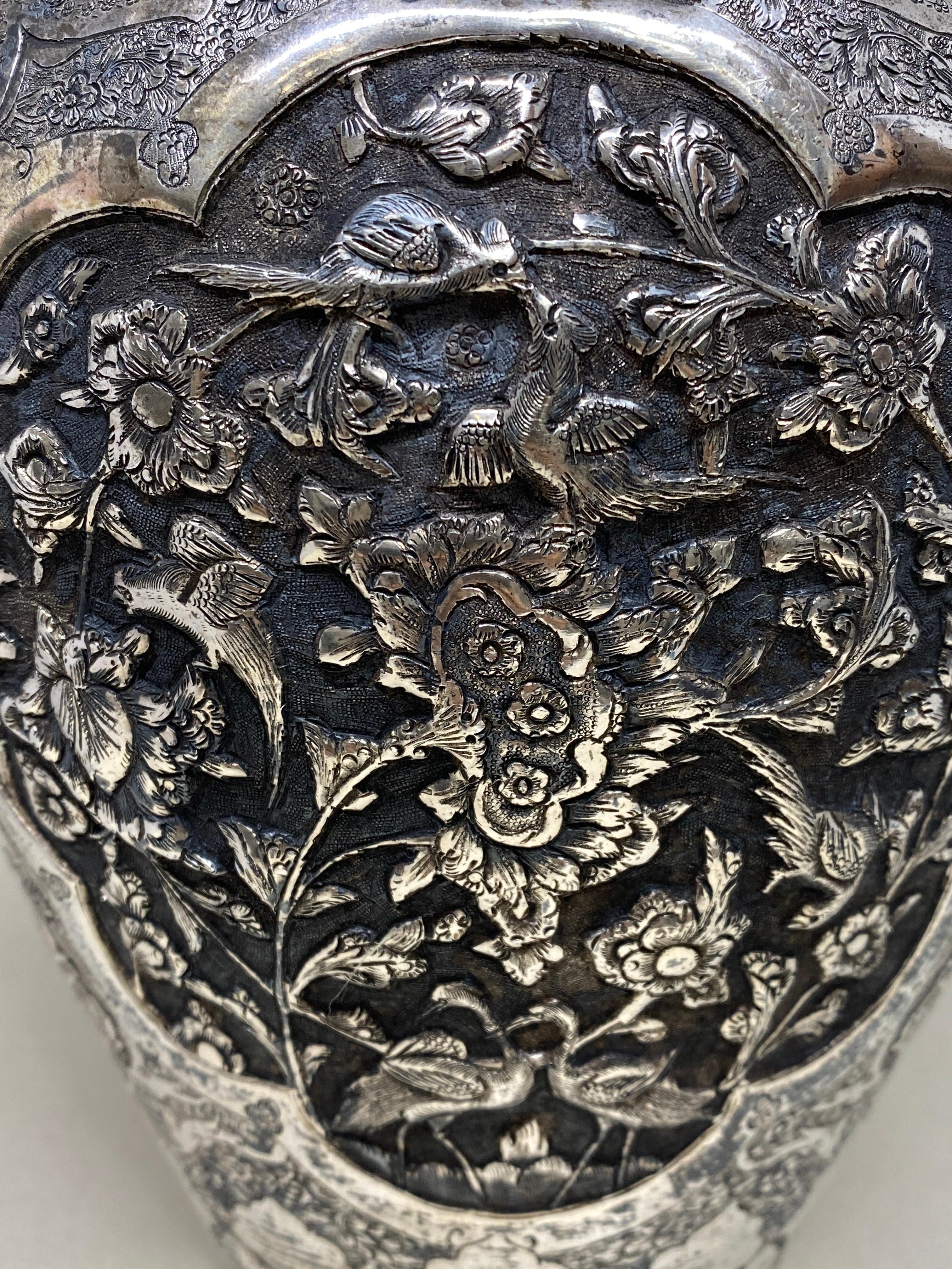 Feine alte persische islamische Qhalamzani-Repousse-Silbervase 3