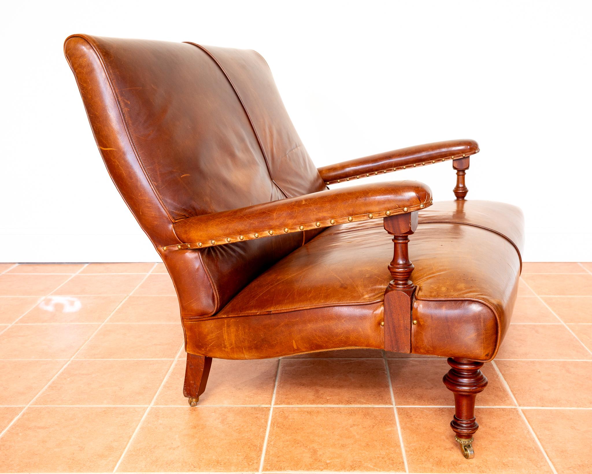 Feines offenes Leder-Bibliotheks-Sofa aus Leder im Stil von Howard Sons, Landhaus im Angebot 3