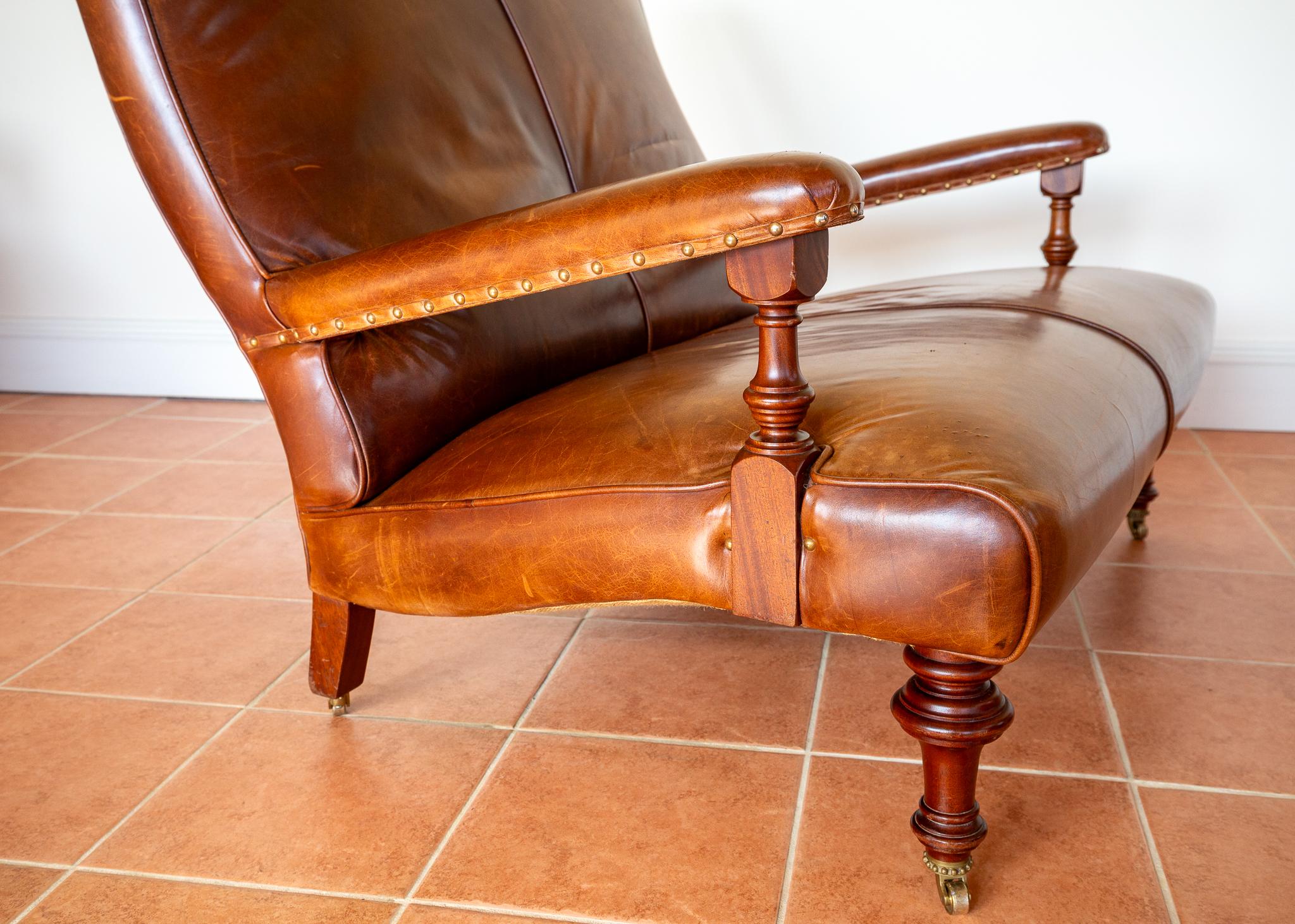Feines offenes Leder-Bibliotheks-Sofa aus Leder im Stil von Howard Sons, Landhaus im Angebot 1