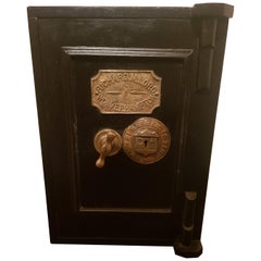 Antique Fine Original Safe by Richard M Lord of Wolverhampton - [Fully working Order]