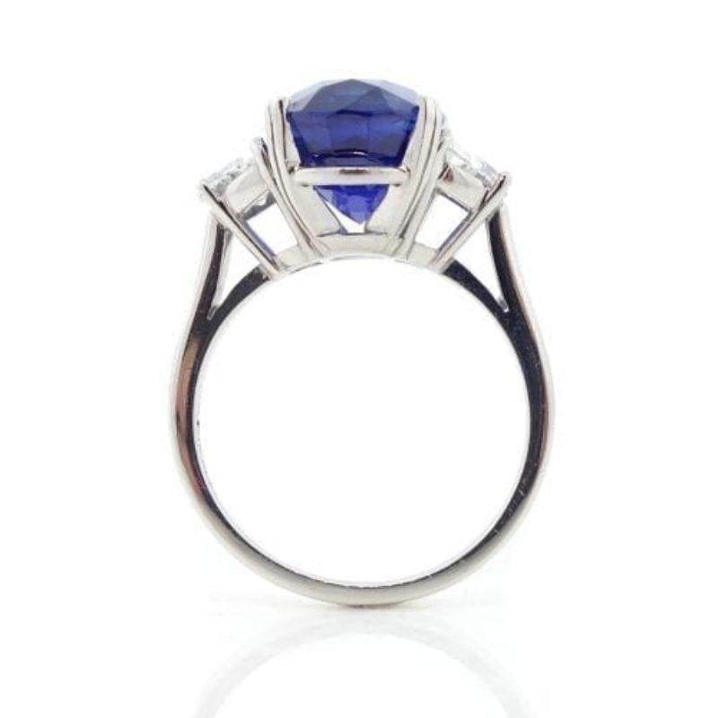 Oval Cut Fine Oval Blue Sapphire Ring  For Sale