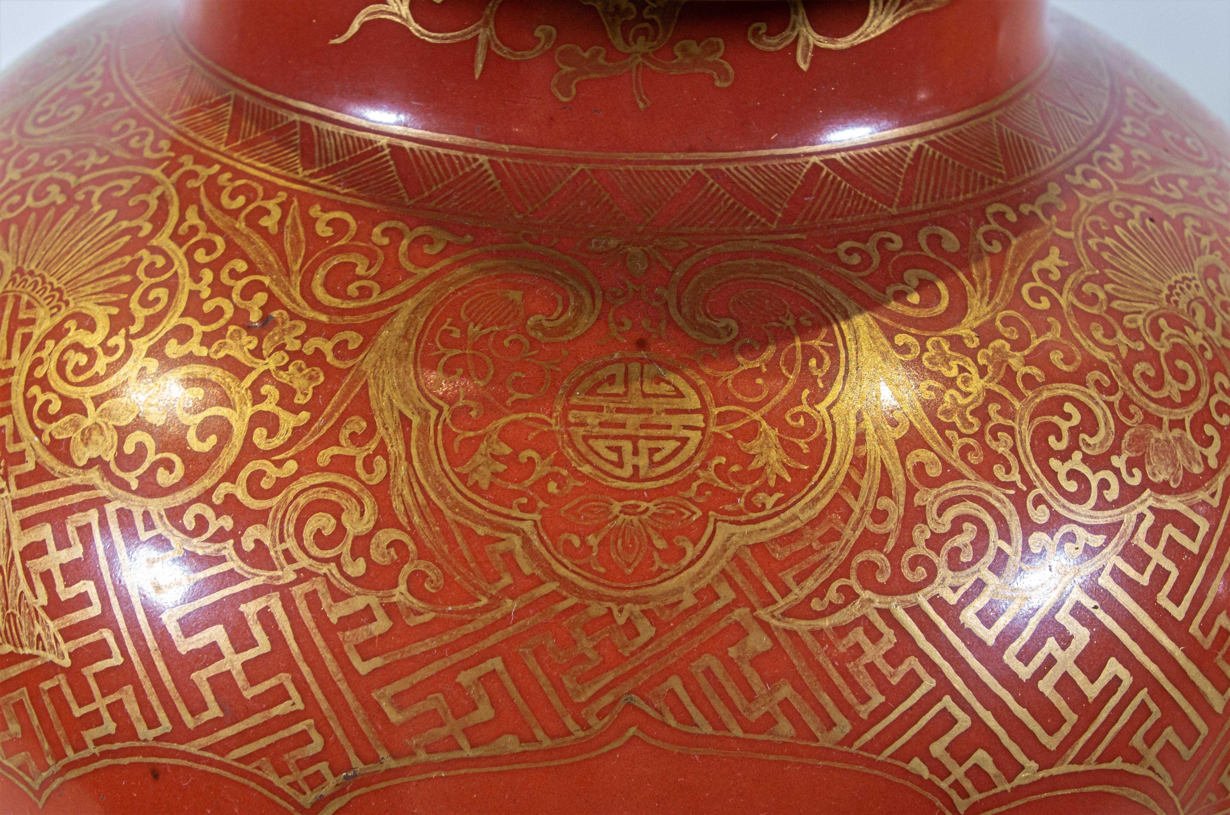 Antikes Paar antiker chinesischer Export-Vasen mit orangefarbenem Grund und vergoldetem 24 Karat, gedrechselt zu Lampen im Angebot 4