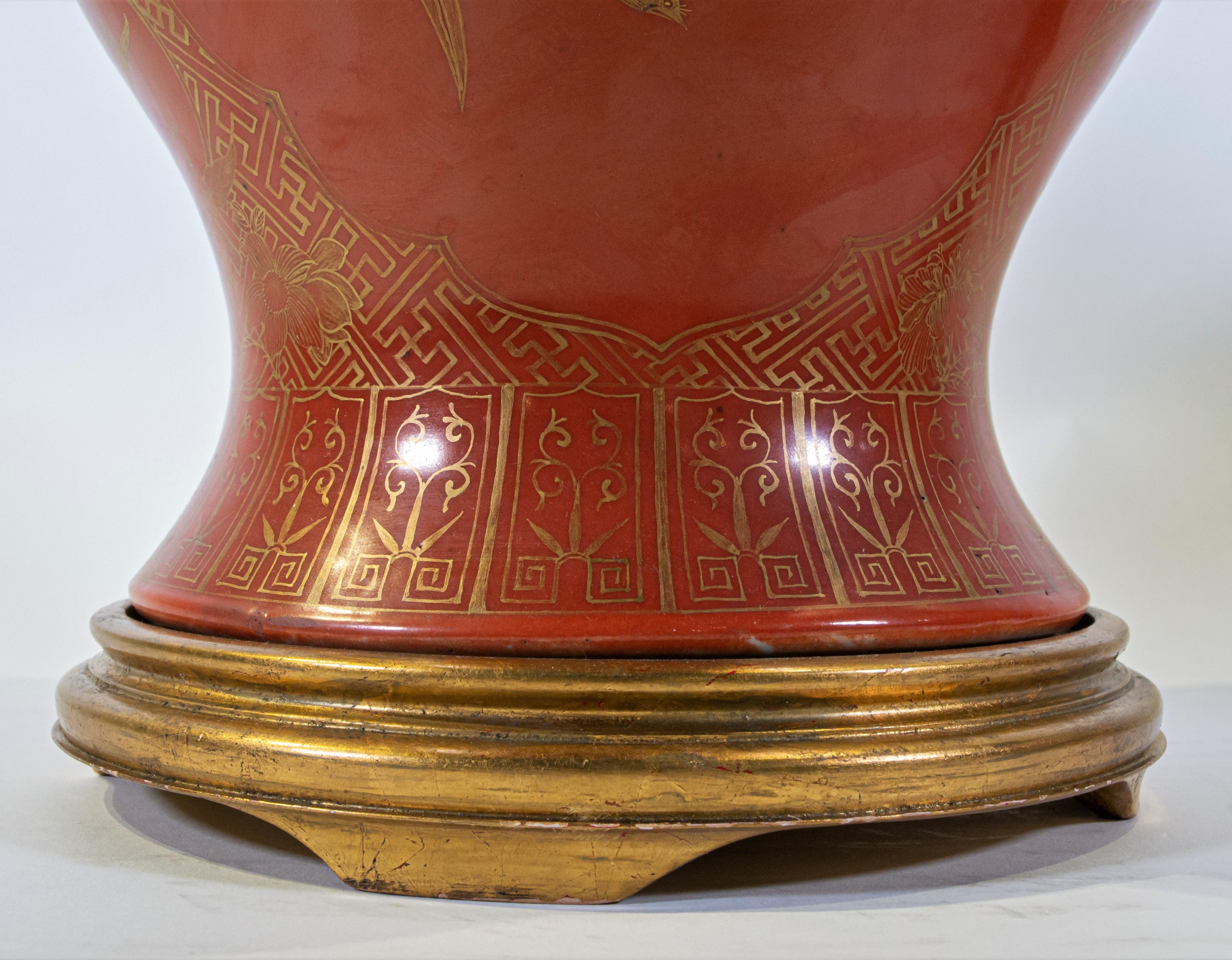 Antikes Paar antiker chinesischer Export-Vasen mit orangefarbenem Grund und vergoldetem 24 Karat, gedrechselt zu Lampen im Angebot 7