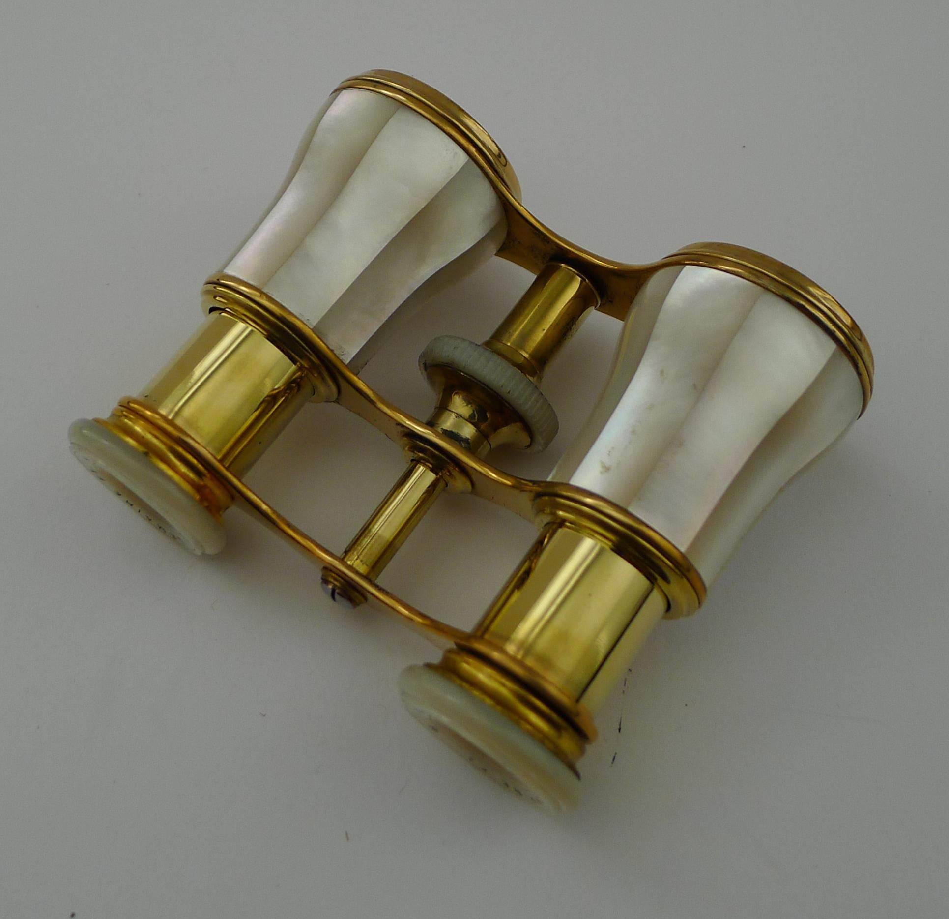 Fine Pair Antique Mother of Pearl Opera Glasses by LeMaire, Paris c.1910 For Sale 1