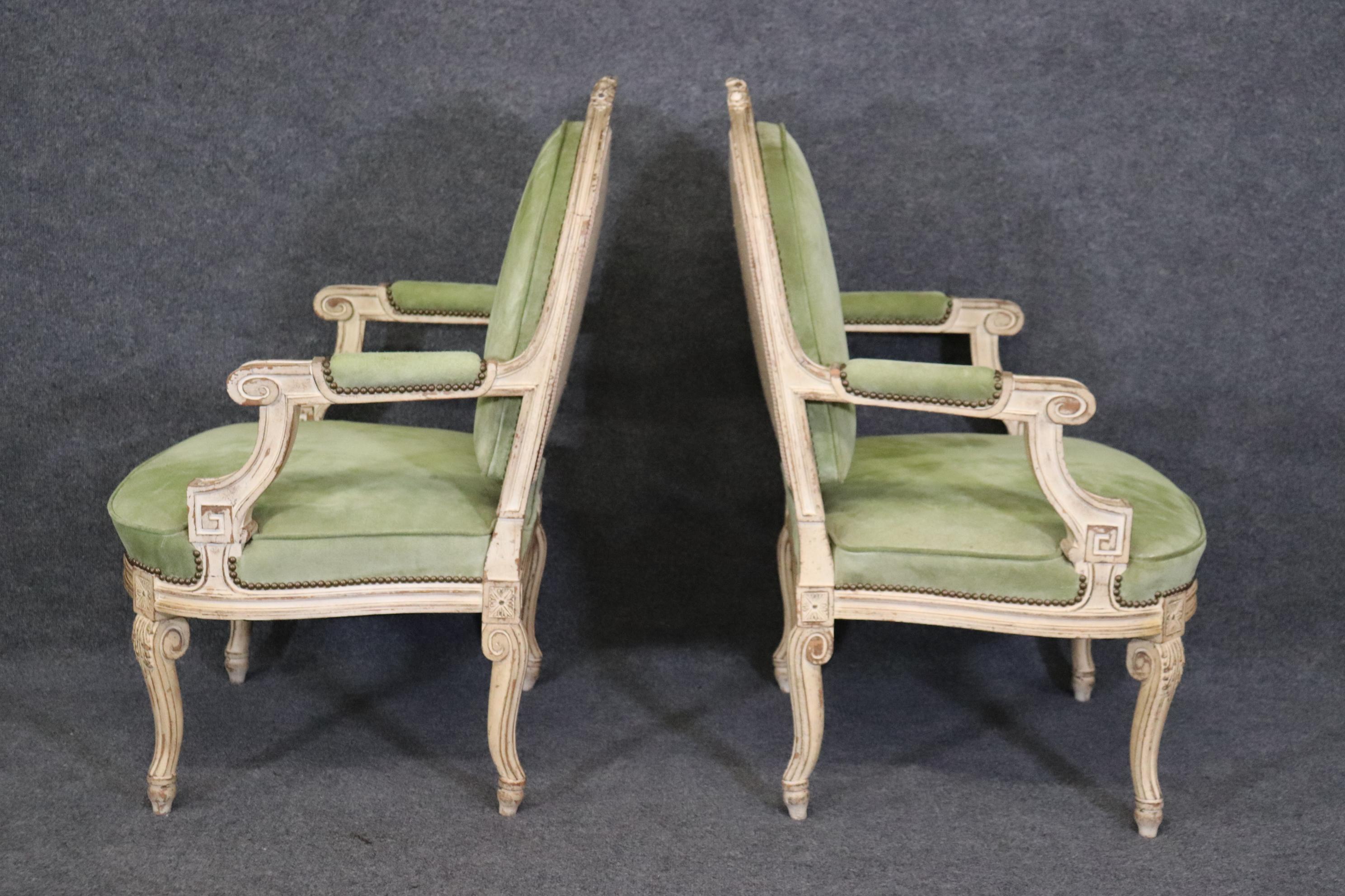 Fine Pair Antique White Paint Decorated French Louis XV Large Scale Armchairs  For Sale 1