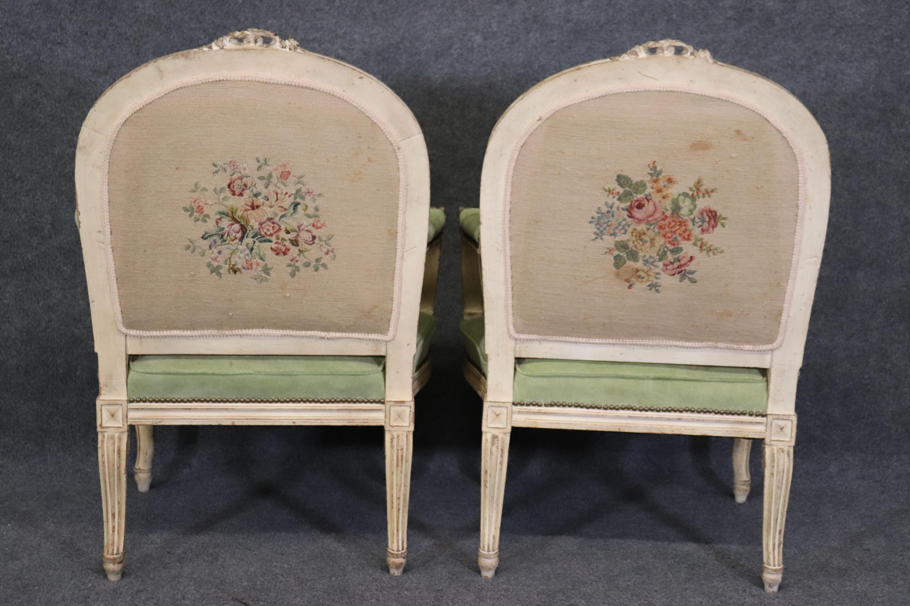 Fine Pair Antique White Paint Decorated French Louis XV Large Scale Armchairs  For Sale 2