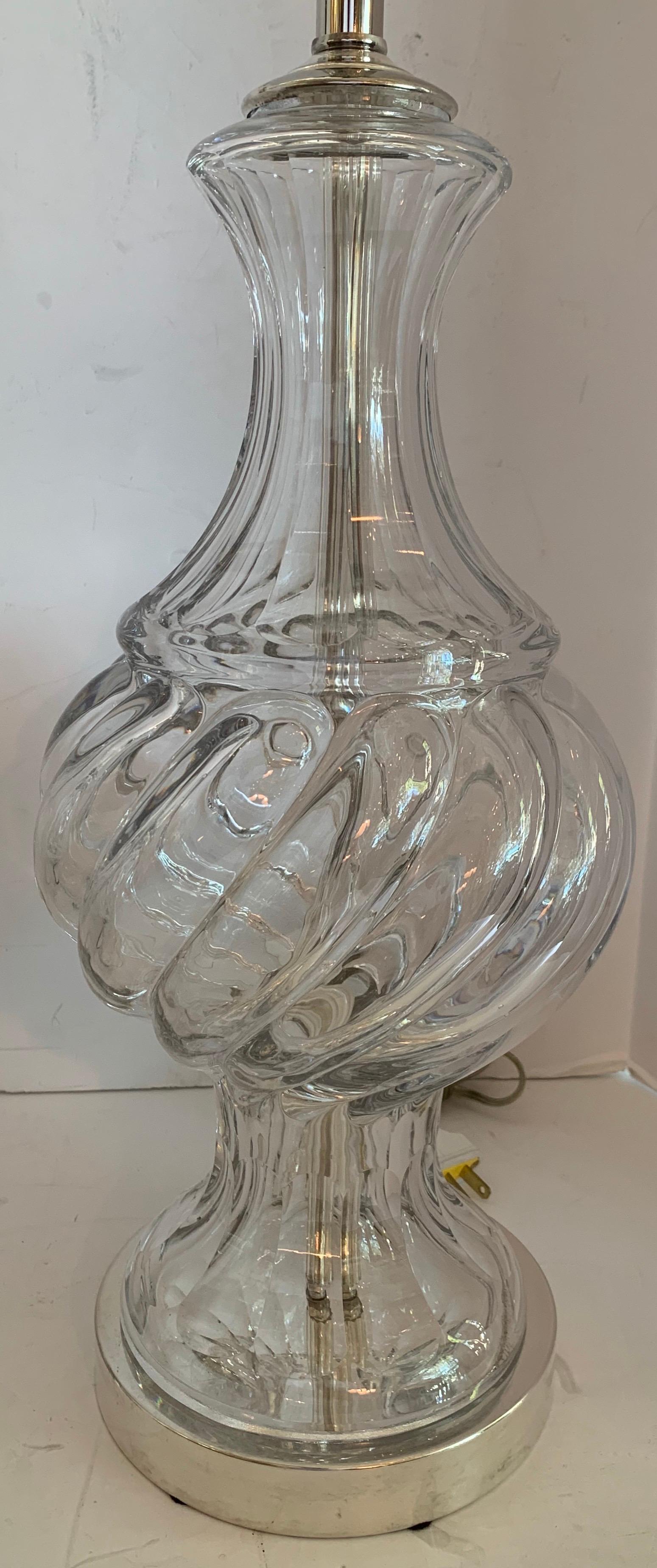 French Fine Pair of Baccarat Mid-Century Modern Swirl Crystal Urn Silvered Bronze Lamps For Sale