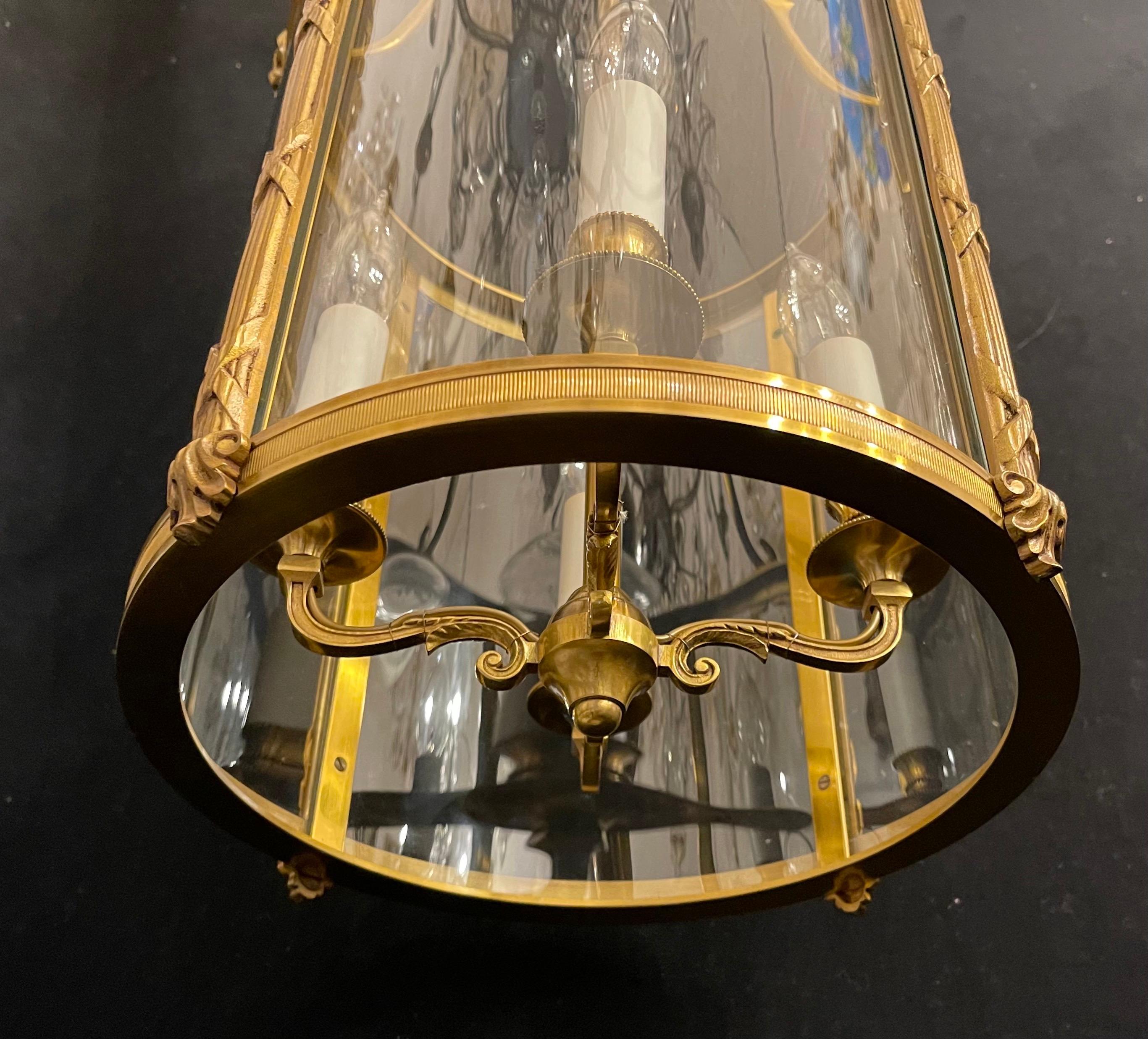 Fine Pair Bronze Readed X-Pattern Curved Glass Lantern Neoclassical Bow ...