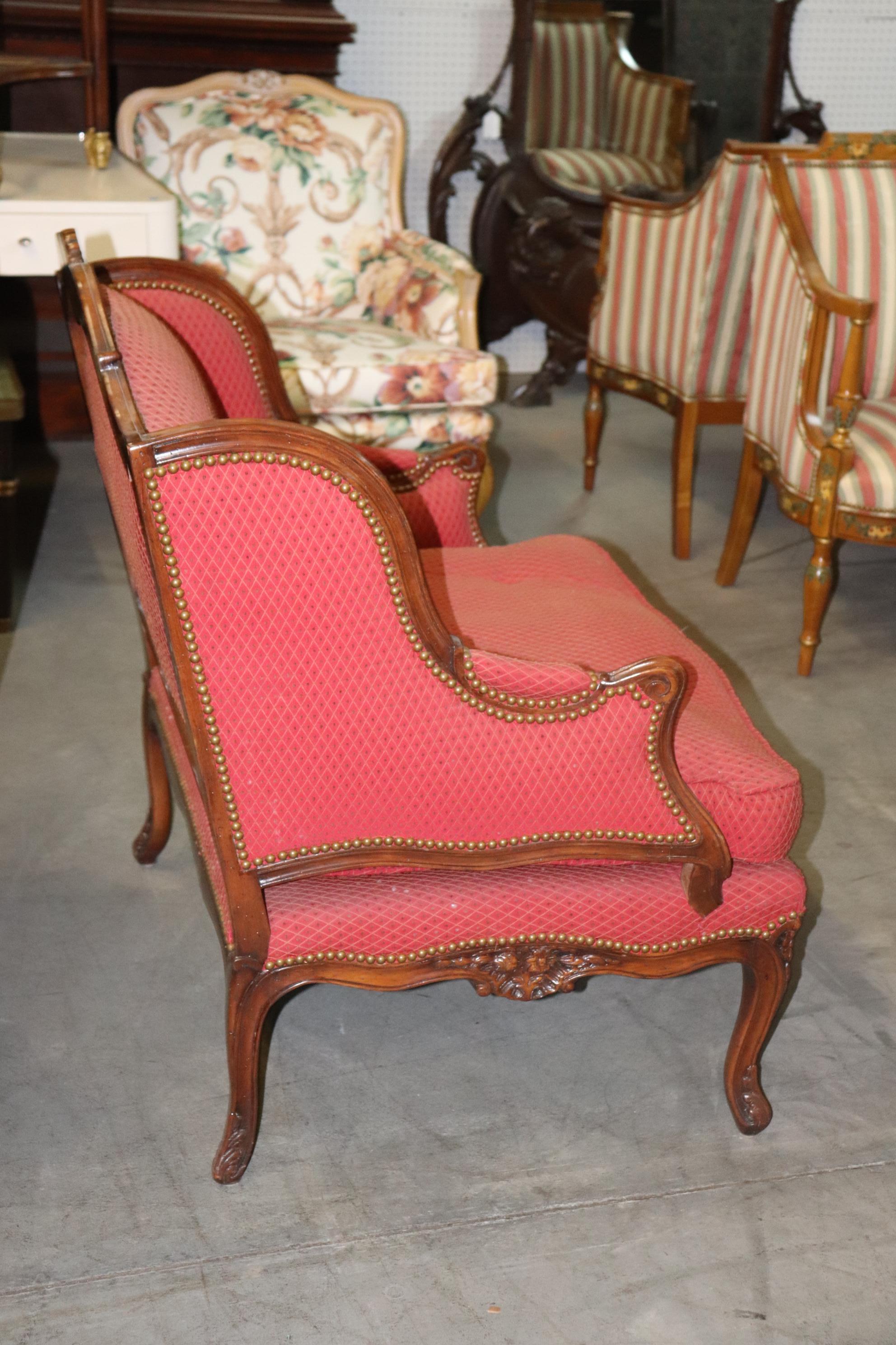 Fine Pair Carved Walnut French Louis XV Style Bergere Chairs Marquis Circa 1960s For Sale 9