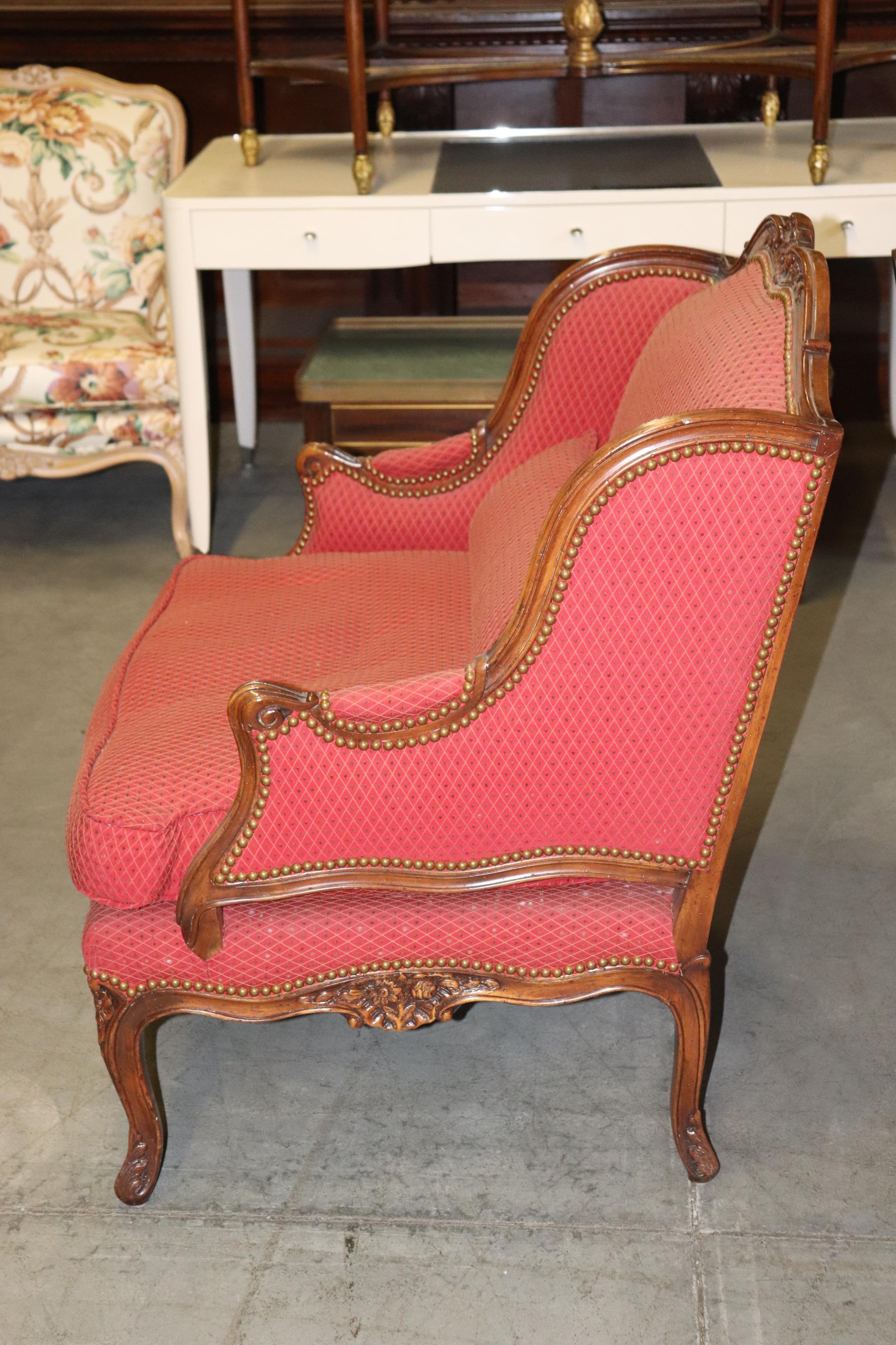 Fine Pair Carved Walnut French Louis XV Style Bergere Chairs Marquis Circa 1960s For Sale 10