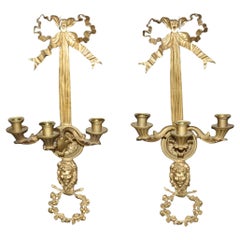 Fino Par de Bronce Fundido Francés Bachus Cara Pajarita Grande Dos Candelabros
