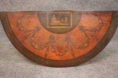 Paire de tables consoles décorées à la peinture Adams, de style Demilune