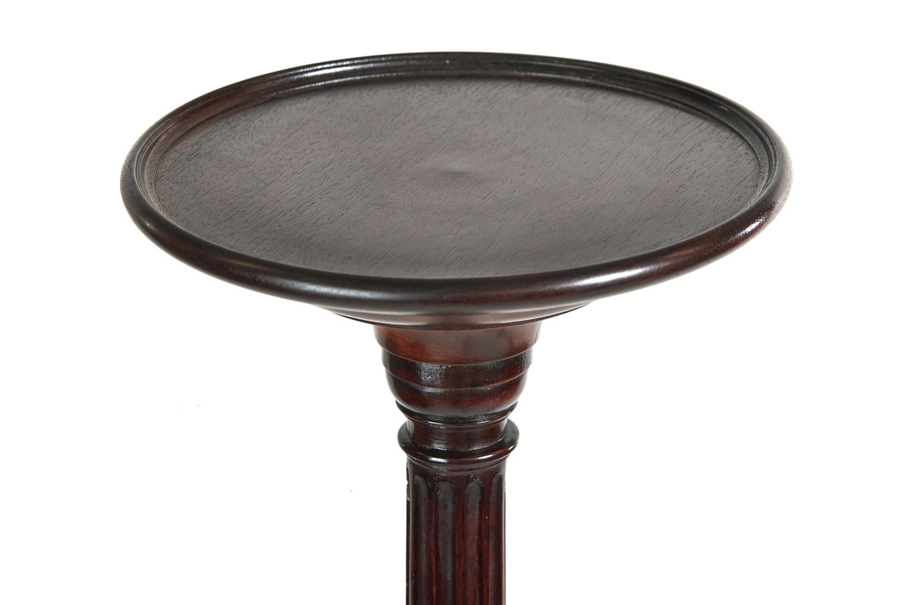 Polished Fine Pair Mahogany & Carved Torchere Stands For Sale