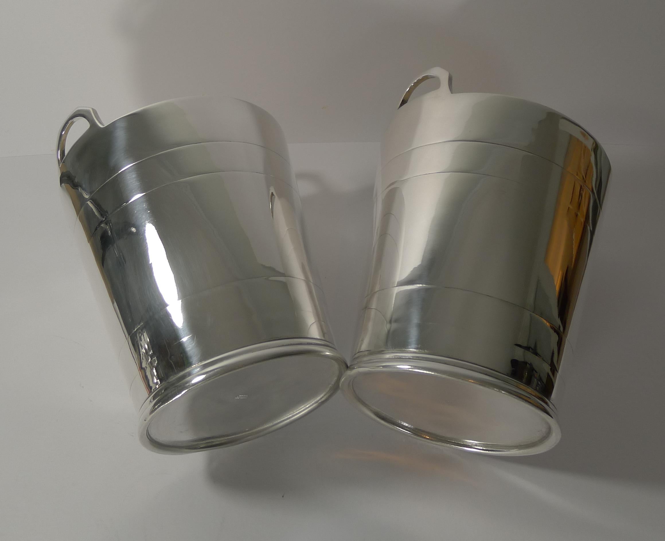 Fine Pair of Mappin & Webb Silver Plated Wine Coolers / Champagne Buckets In Good Condition In Bath, GB