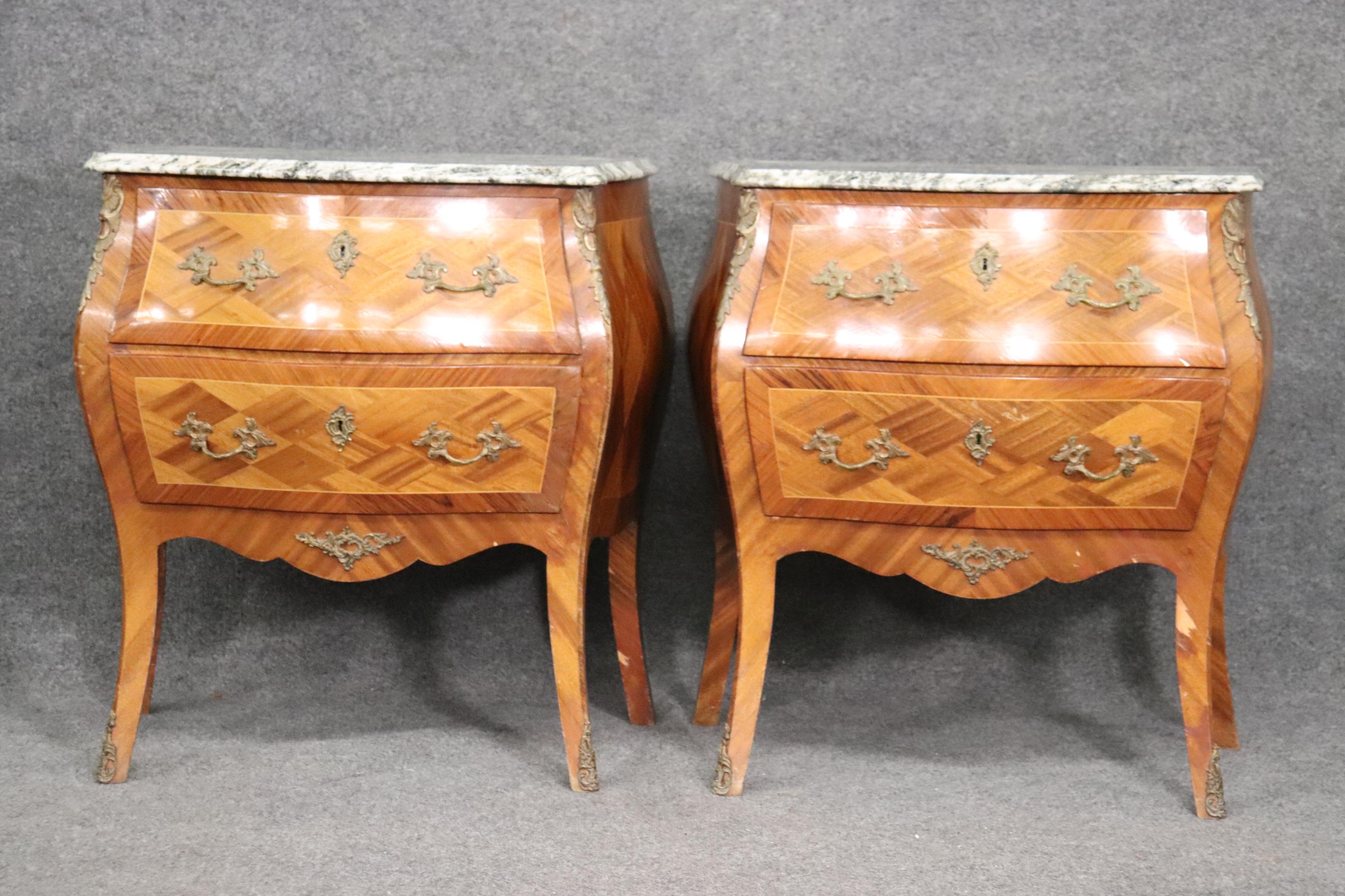 Fine Pair Marble Top French Bombe Form Nightstands Louis XV, Circa 1940 In Good Condition In Swedesboro, NJ
