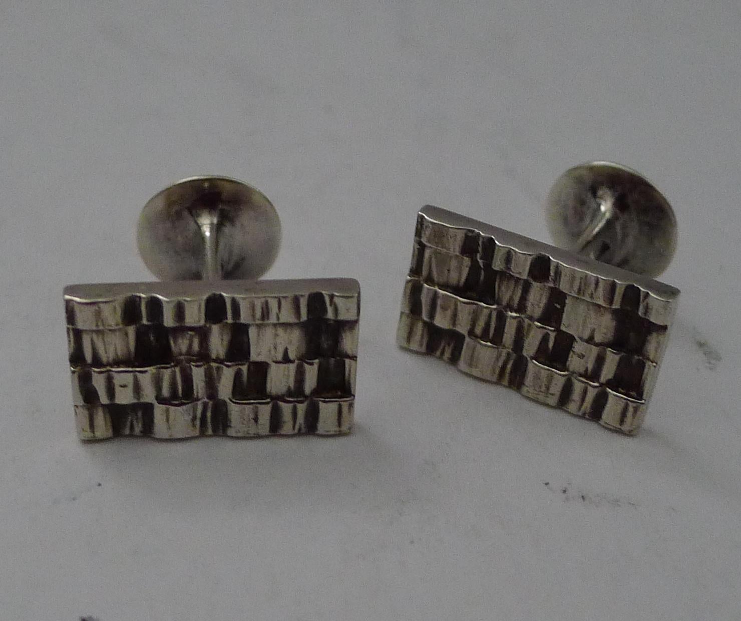 Argento 925 Raffinata coppia di gemelli modernisti in argento di Brian Leslie Fuller - 1988 in vendita