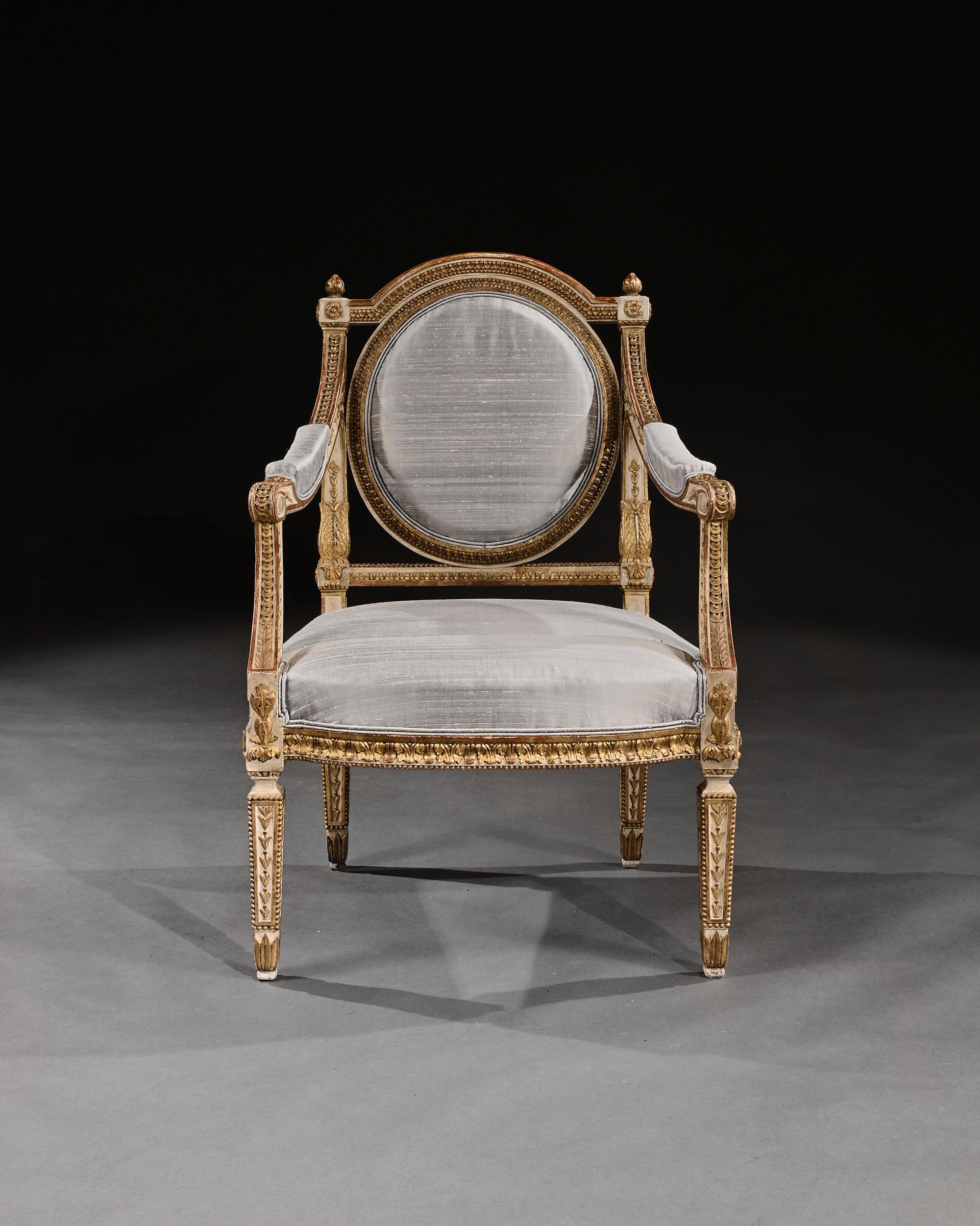 Fina Pareja de Sillones Decorativos Italianos del S. XIX Pintados y Dorados a la Parcela de Neo- en Bueno estado para la venta en Benington, Herts