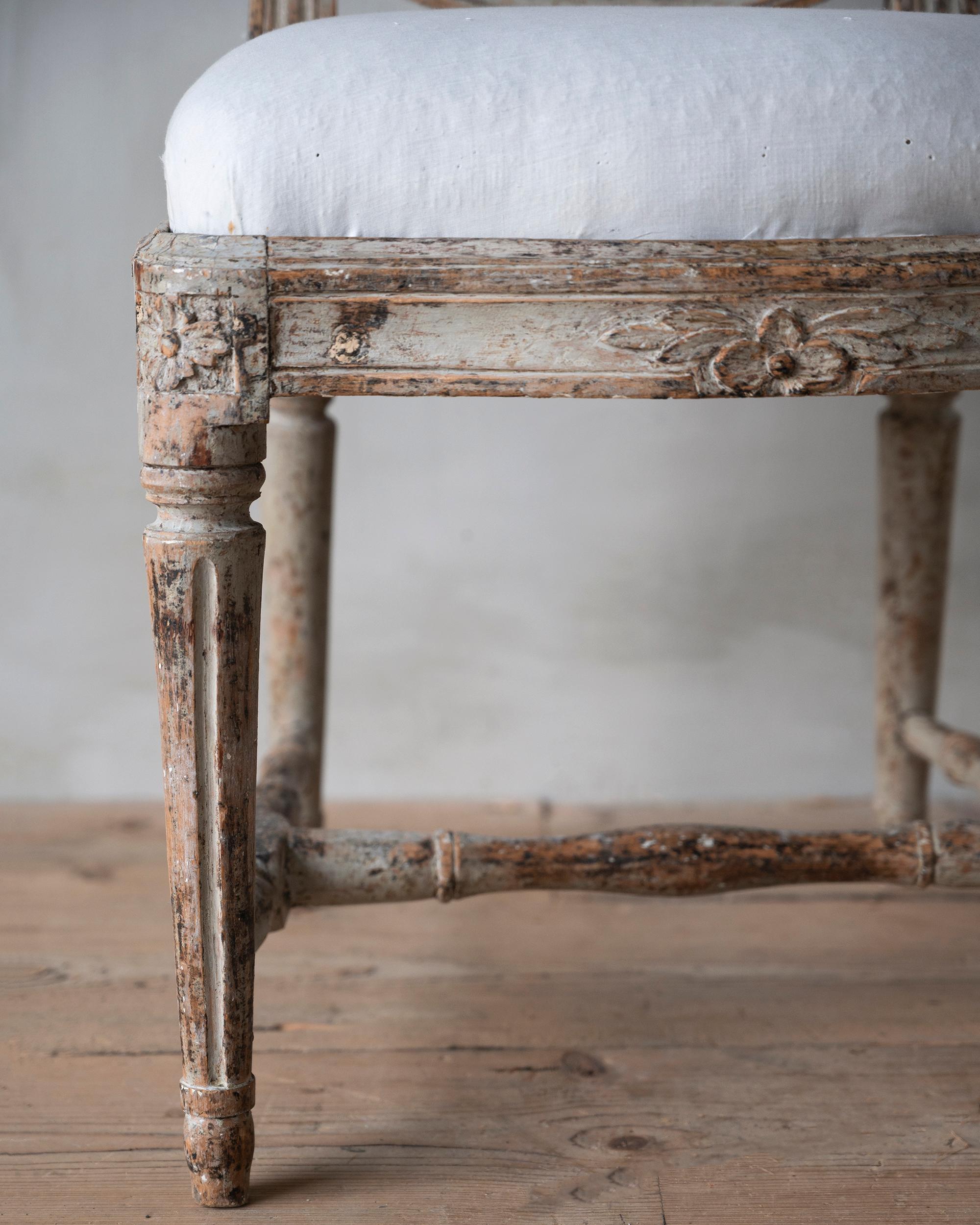 Fine pair of 19th Century Gustavian Chairs For Sale 1