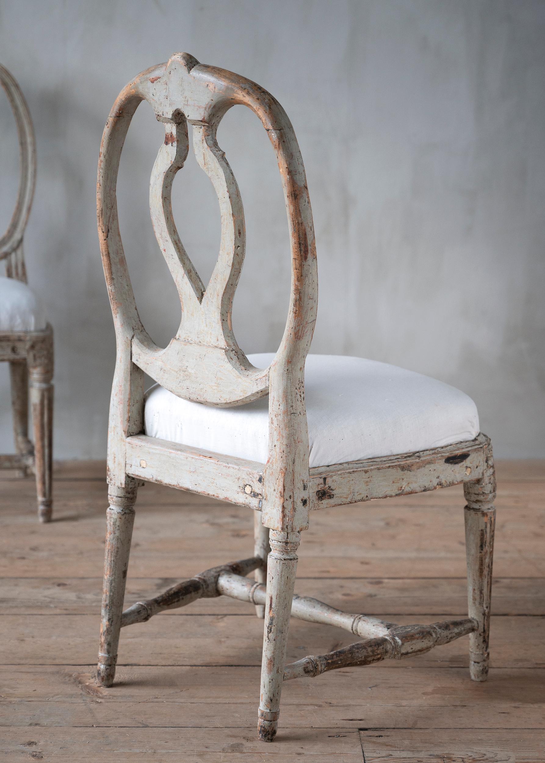 Fine pair of 19th Century Gustavian Chairs For Sale 3