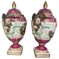 Paire de vases en porcelaine du 19ème siècle, Berlin