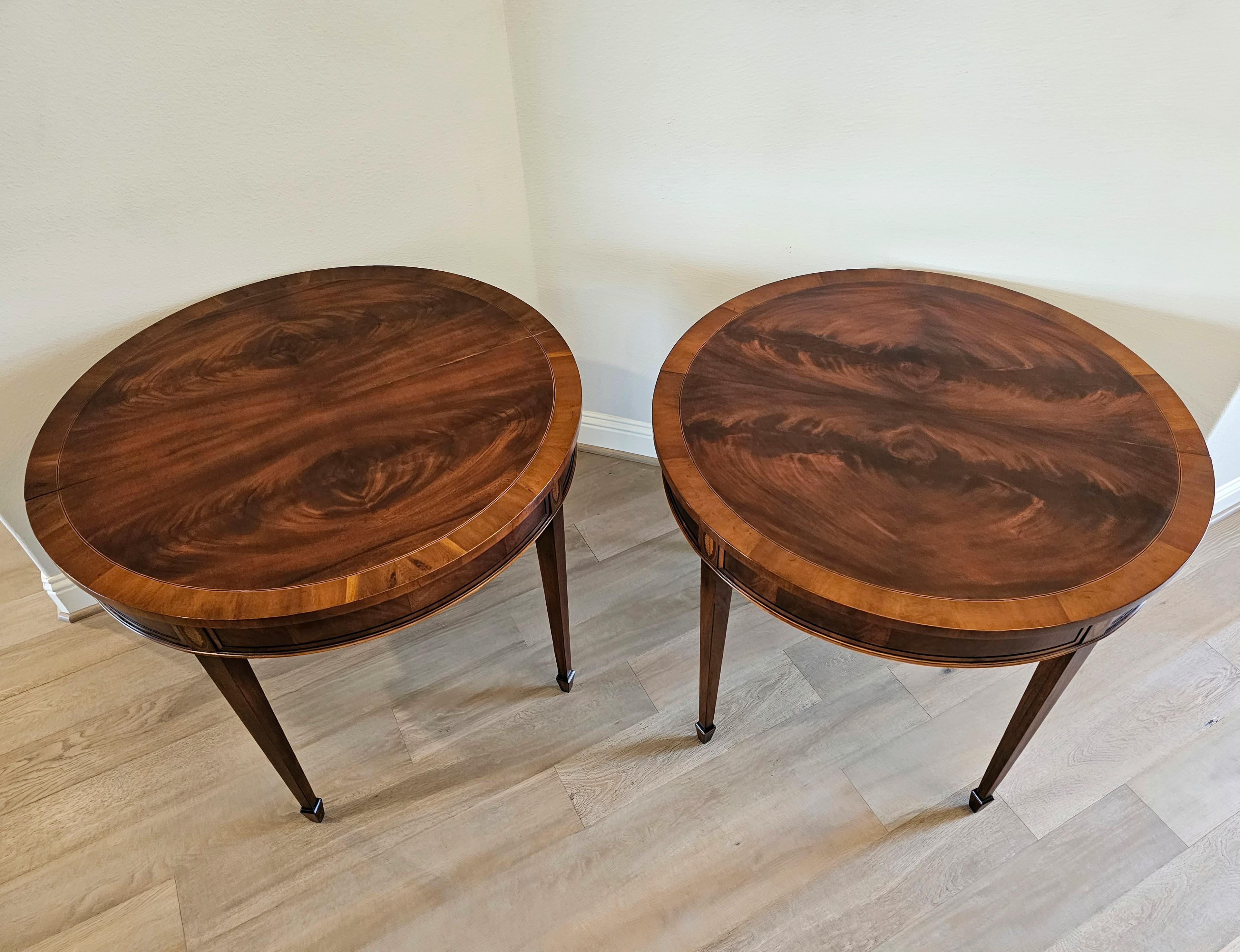 Fine Pair of American Hekman Signed Flame Mahogany Flip-top Consoles Table 9