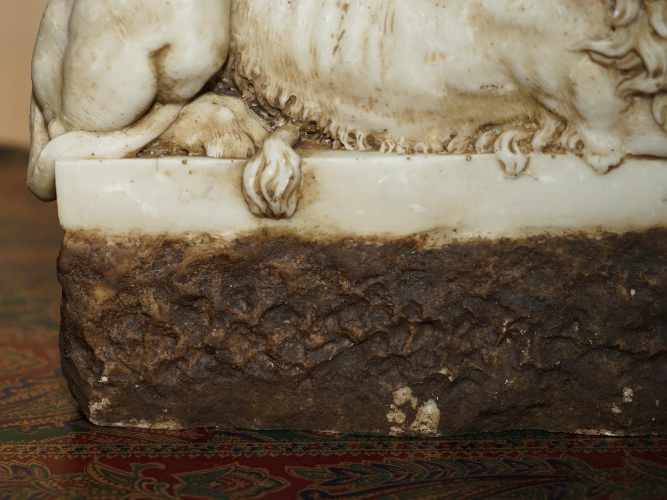 fino par de antiguos liones de alabastrina italianos del siglo xix de antonio canova Alabastro en venta
