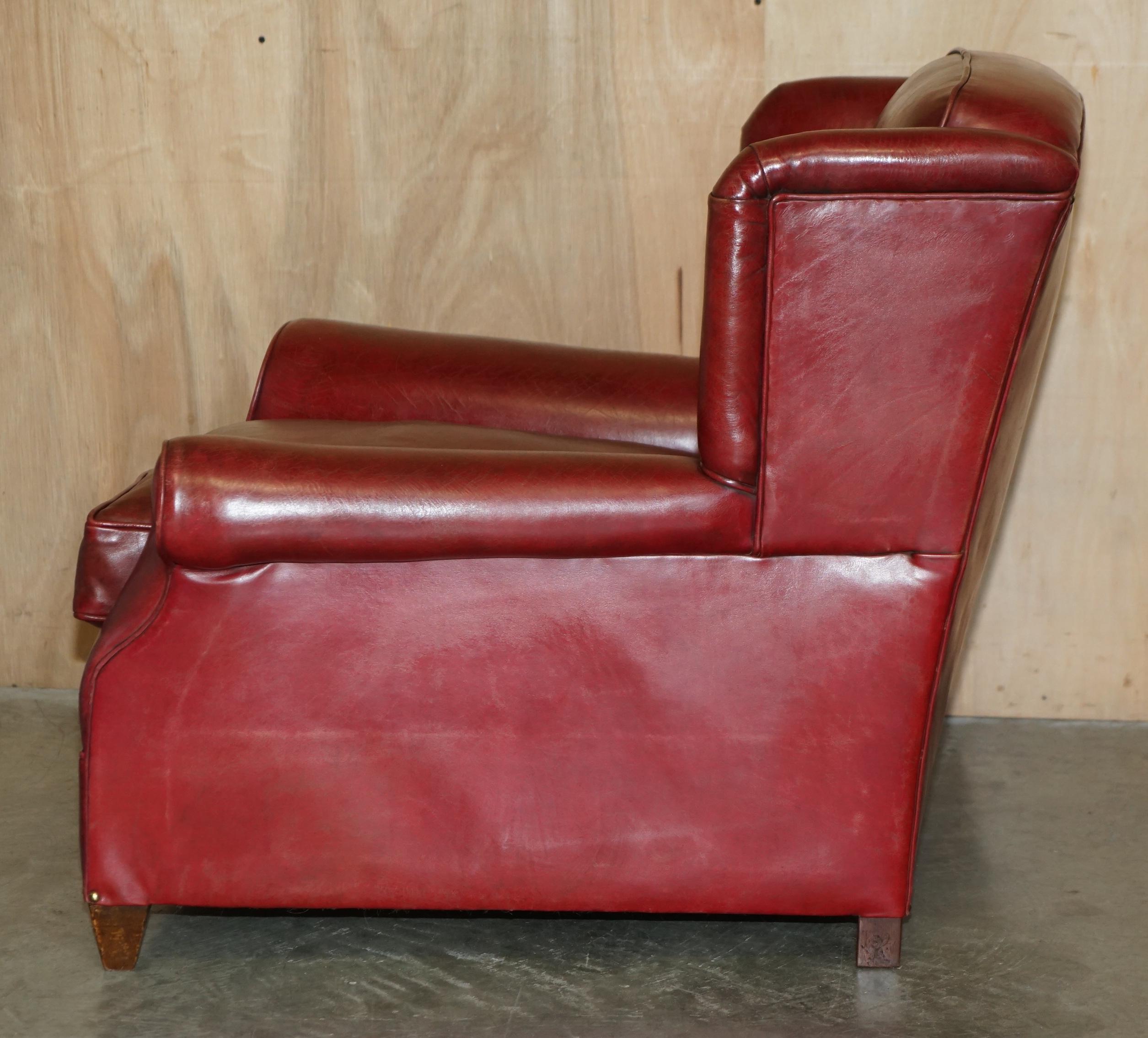 FINE PAIR OF ANTIQUE ART DECO 1920's BORDEAUX LEATHER DEEP WING CLUB ARMCHAIRS For Sale 3