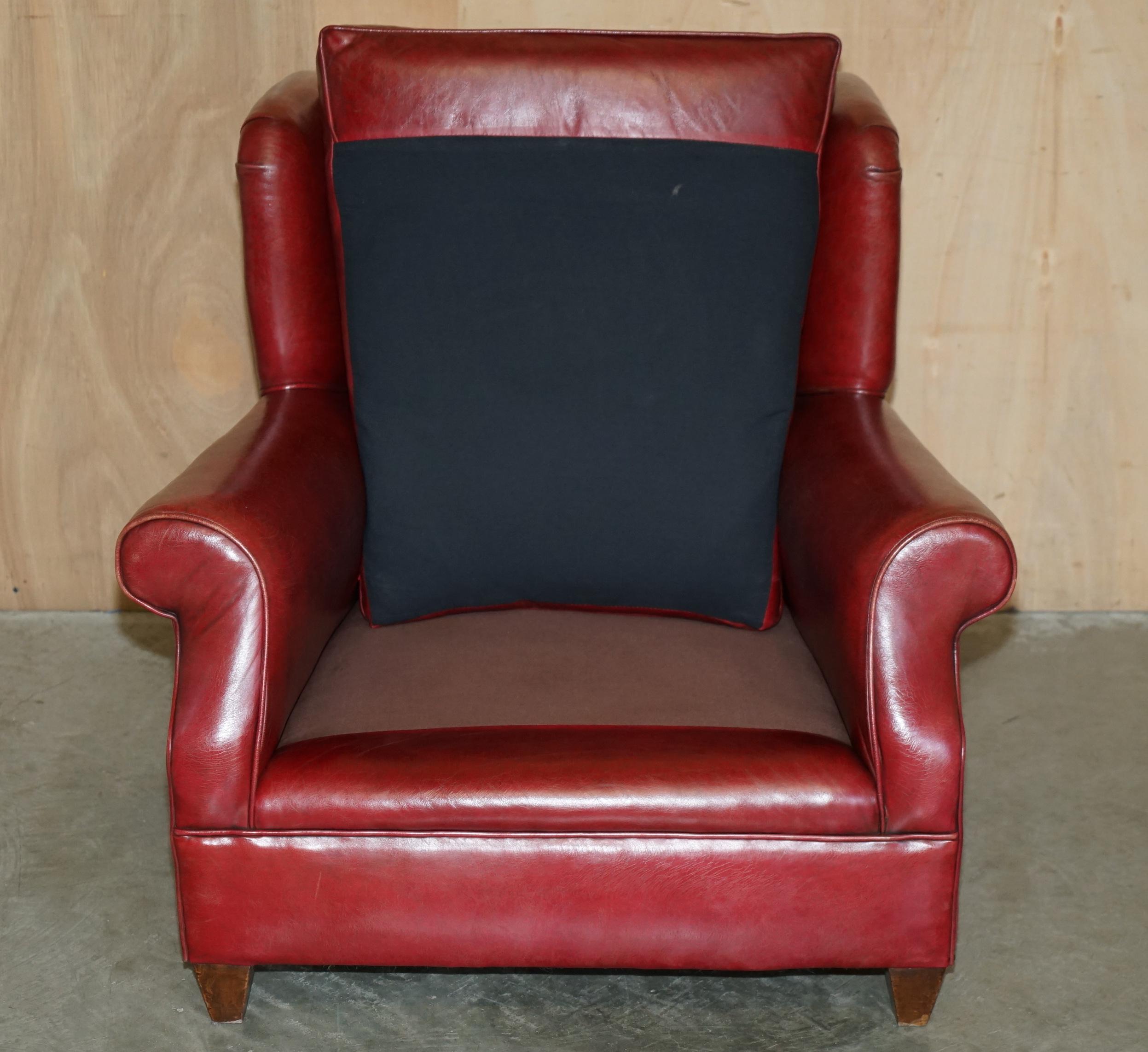 FINE PAIR OF ANTIQUE ART DECO 1920's BORDEAUX LEATHER DEEP WING CLUB ARMCHAIRS For Sale 4