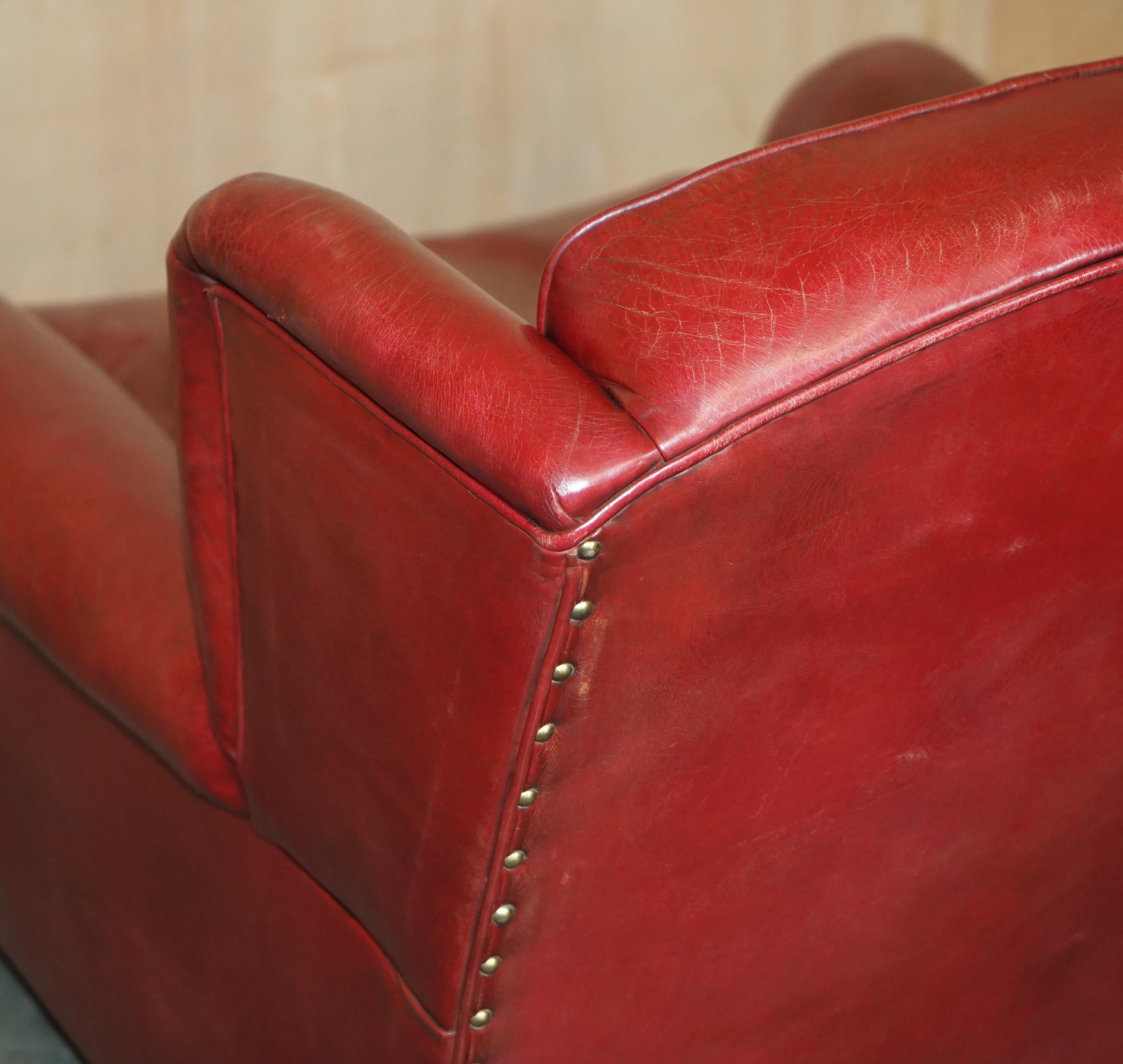 FINE PAIR OF ANTIQUE ART DECO 1920's BORDEAUX LEATHER DEEP WING CLUB ARMCHAIRS For Sale 12