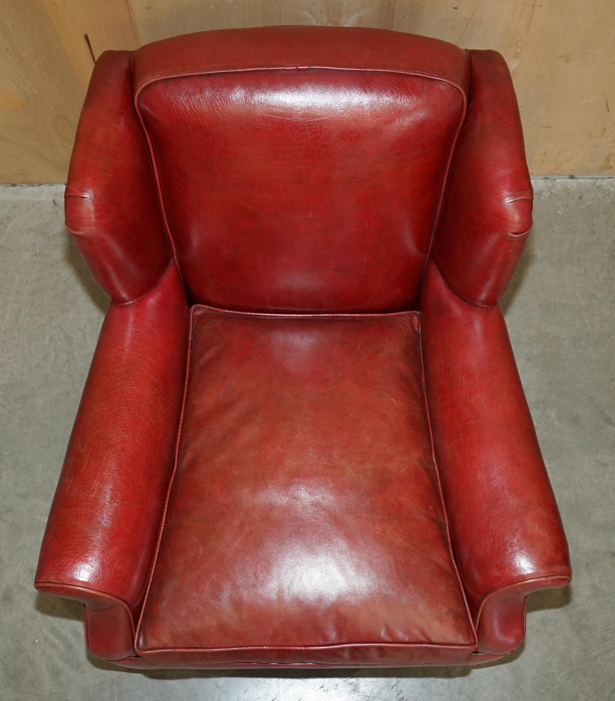English FINE PAIR OF ANTIQUE ART DECO 1920's BORDEAUX LEATHER DEEP WING CLUB ARMCHAIRS For Sale