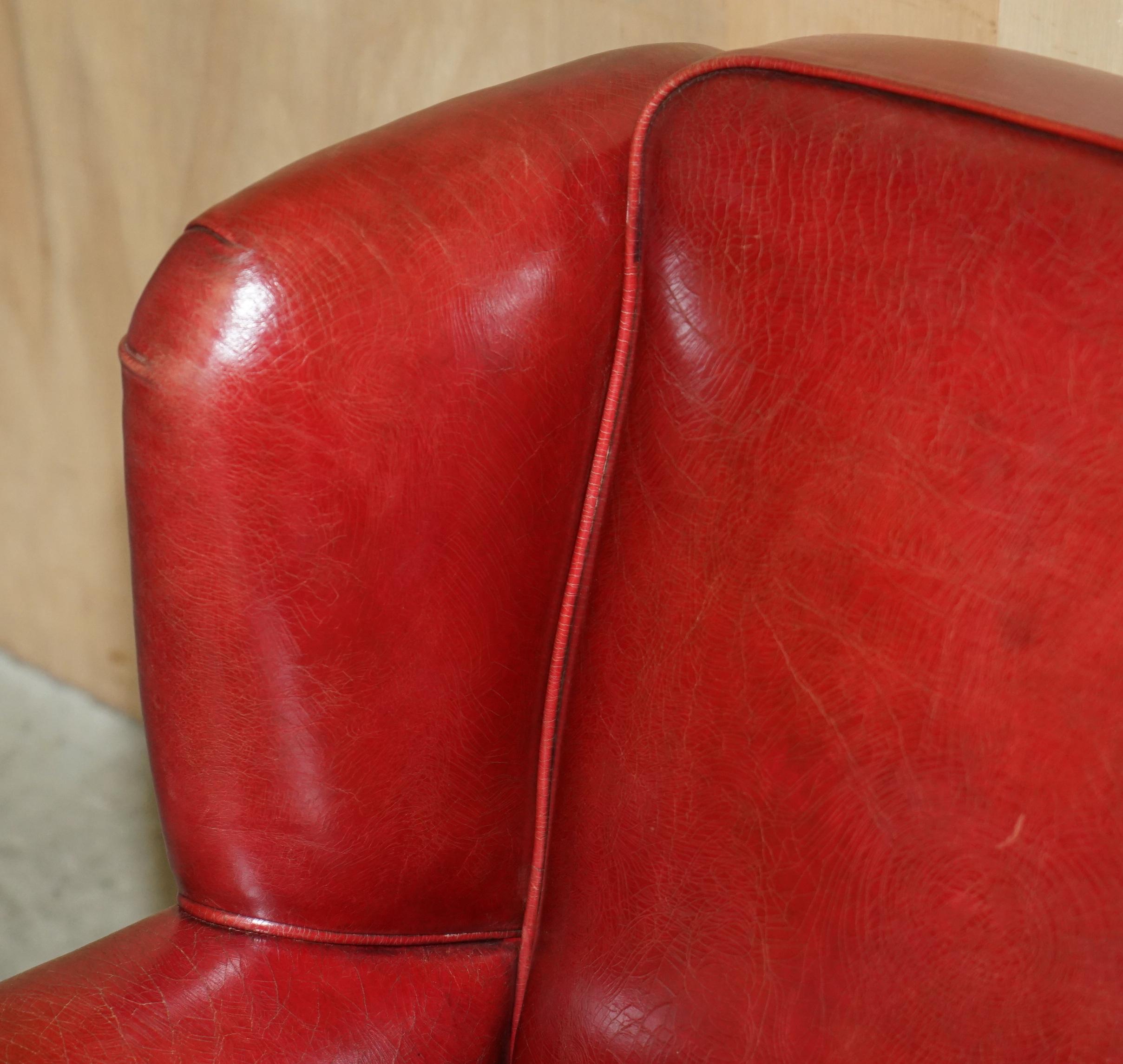 Early 20th Century FINE PAIR OF ANTIQUE ART DECO 1920's BORDEAUX LEATHER DEEP WING CLUB ARMCHAIRS For Sale