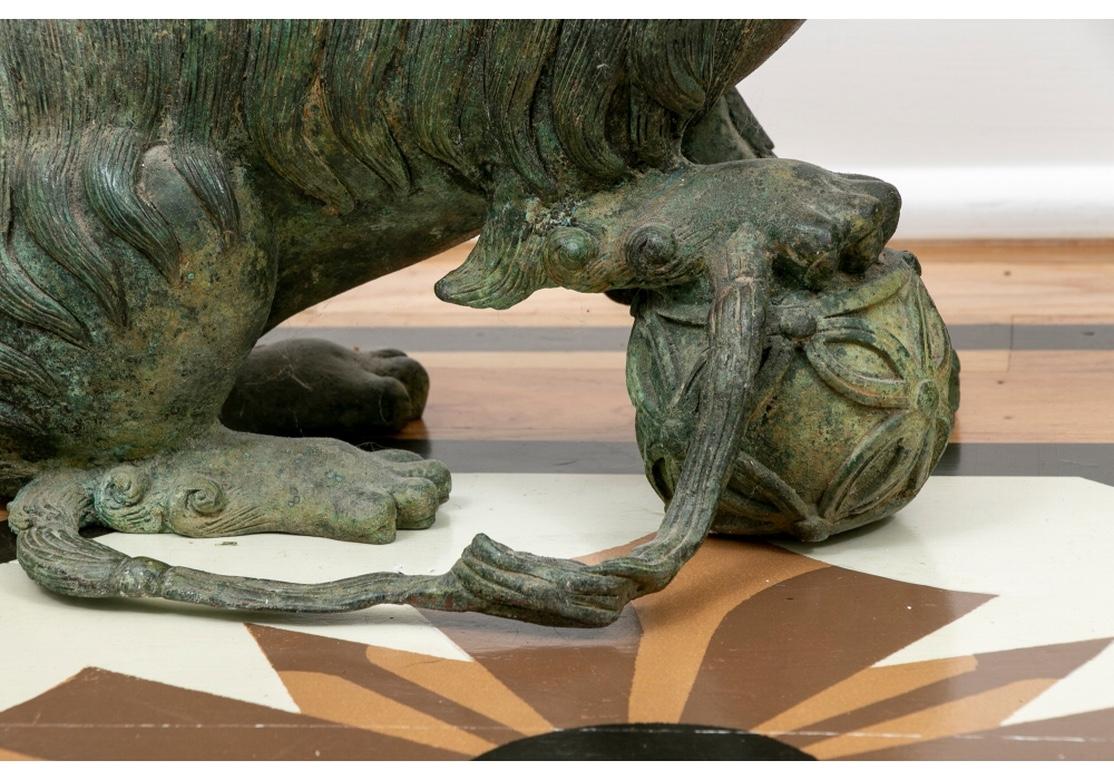 Paar antike chinesische Foo-Löwen- Weihrauchbrenner aus Bronzeguss, Foo im Angebot 4