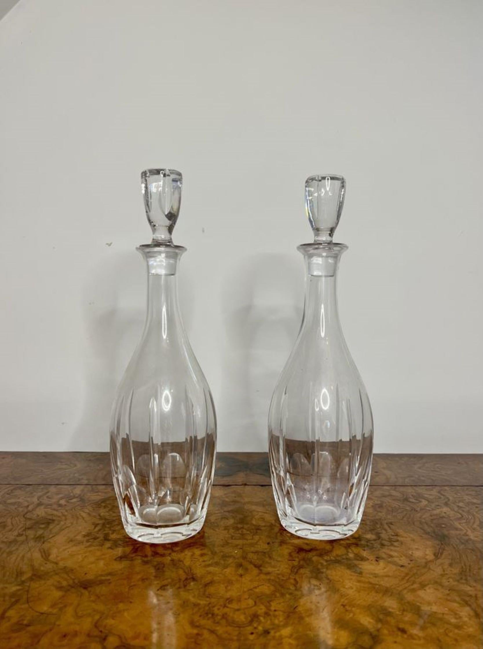 Fine pair of antique Edwardian glass decanters having a fine pair of decanters with the original glass stoppers.

D. 1910