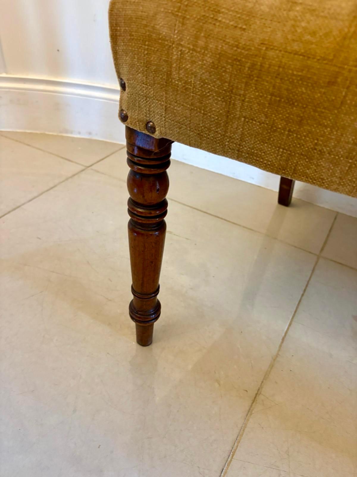 Acajou Paire de chaises de bureau/carver antiques en acajou de qualité George III en vente