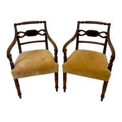 Paire de chaises de bureau/carver antiques en acajou de qualité George III