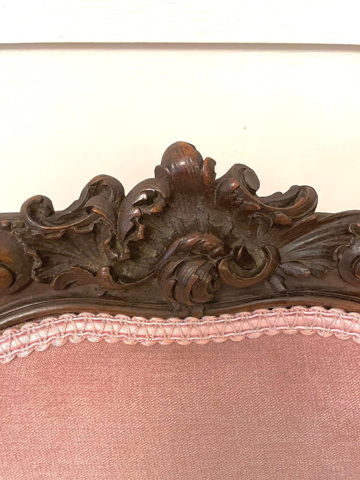 Fine Pair of Antique Louis XV French Quality Carved Walnut Armchairs 4