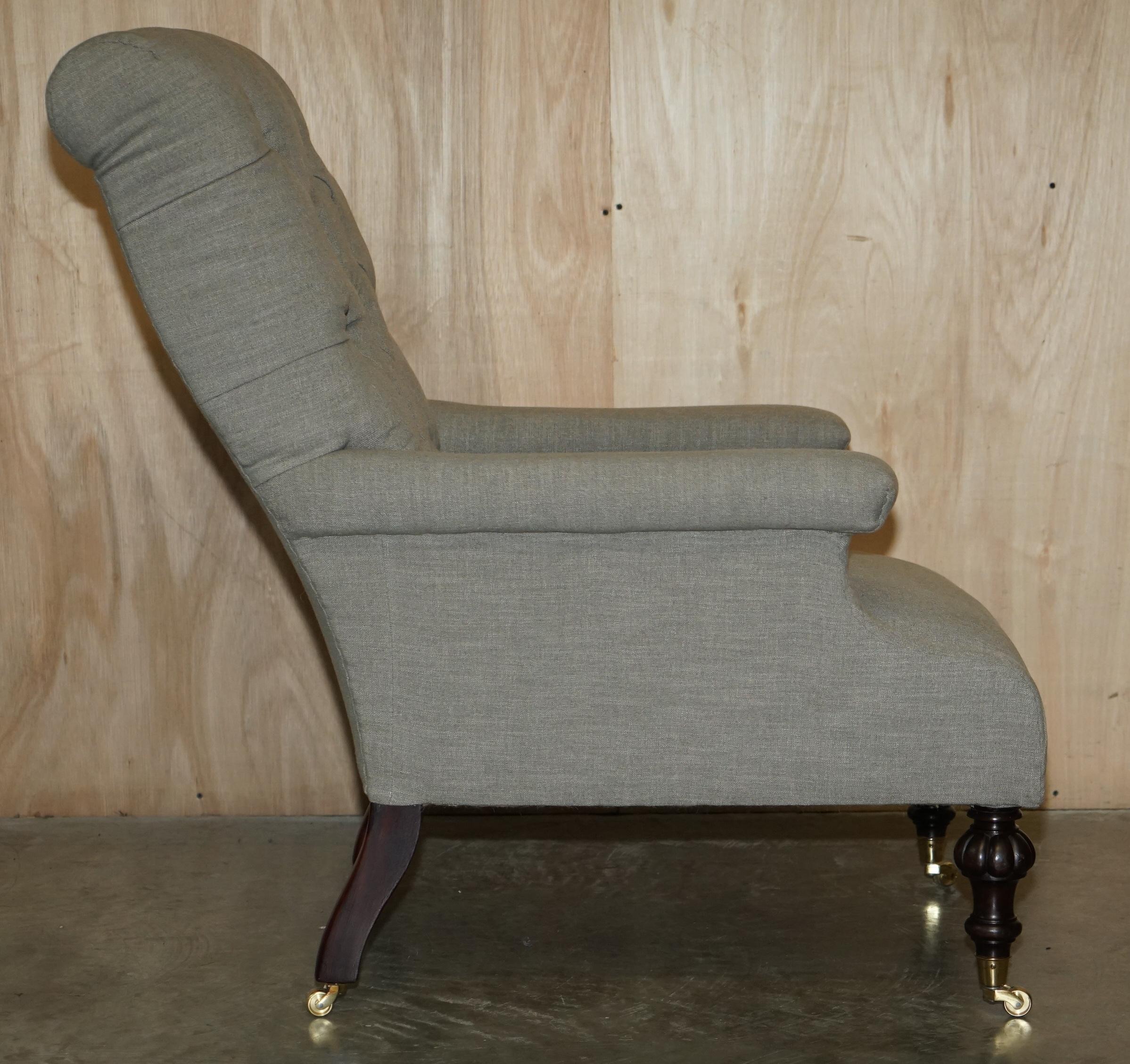 Tissu d'ameublement Paire de fauteuils anciens originaux William Morris & Co, estampillés Édimbourg en vente