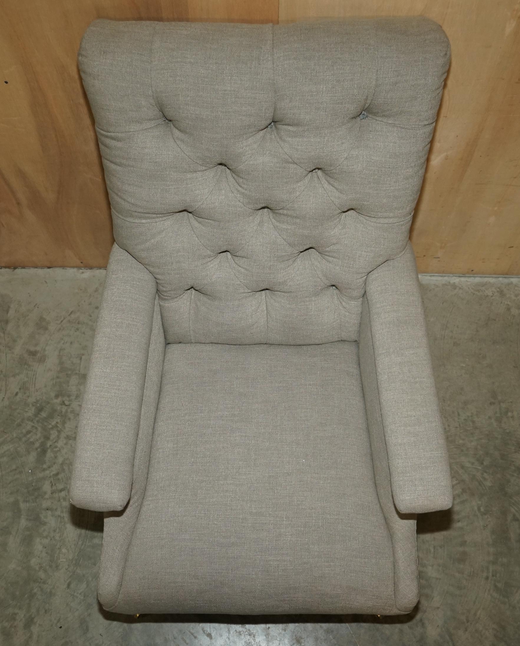 Écossais Paire de fauteuils anciens originaux William Morris & Co, estampillés Édimbourg en vente