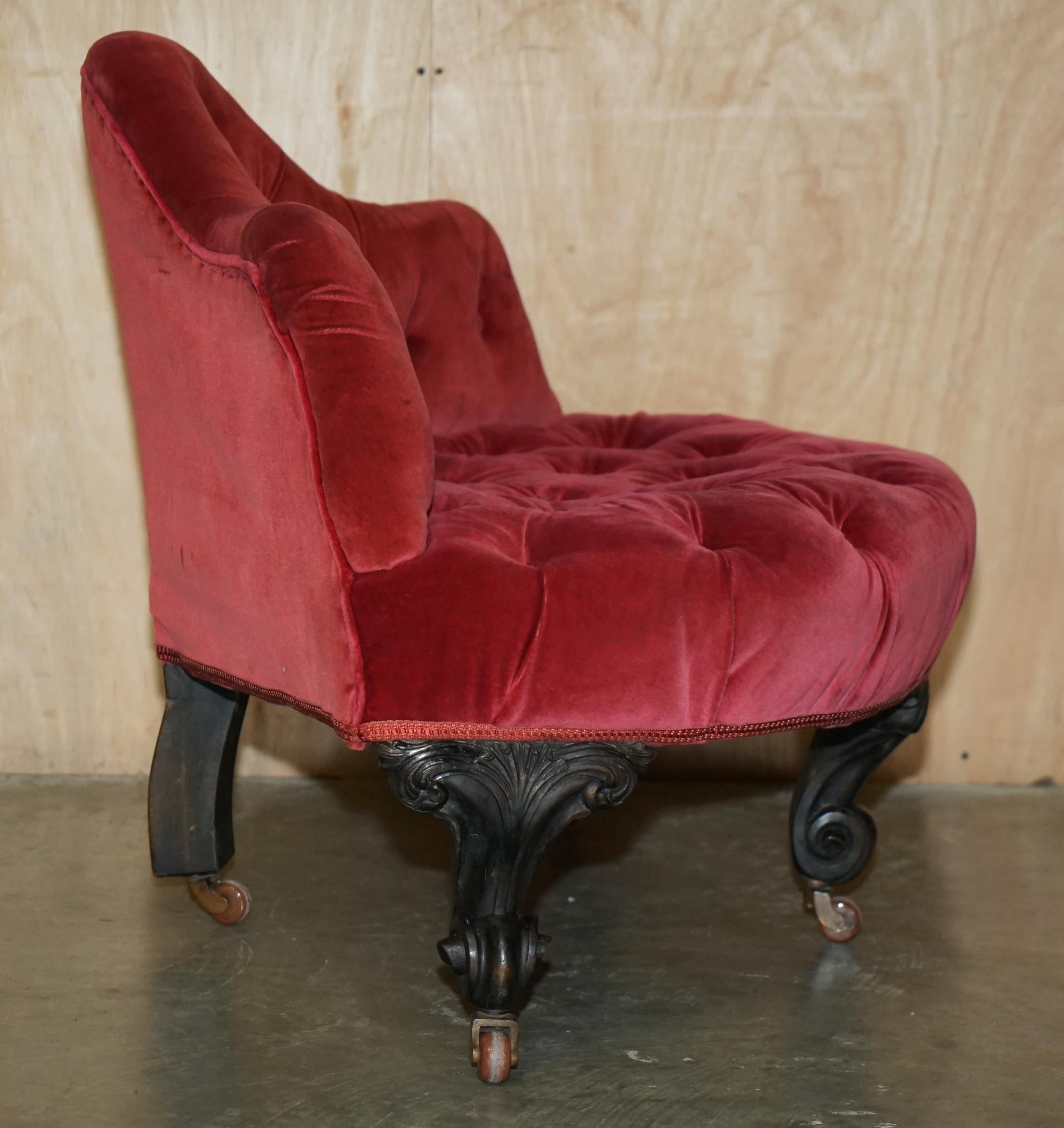 INE paire de chaises de conversation anciennes victoriennes CHESTERFIELD TUFTED WINDOW en vente 3