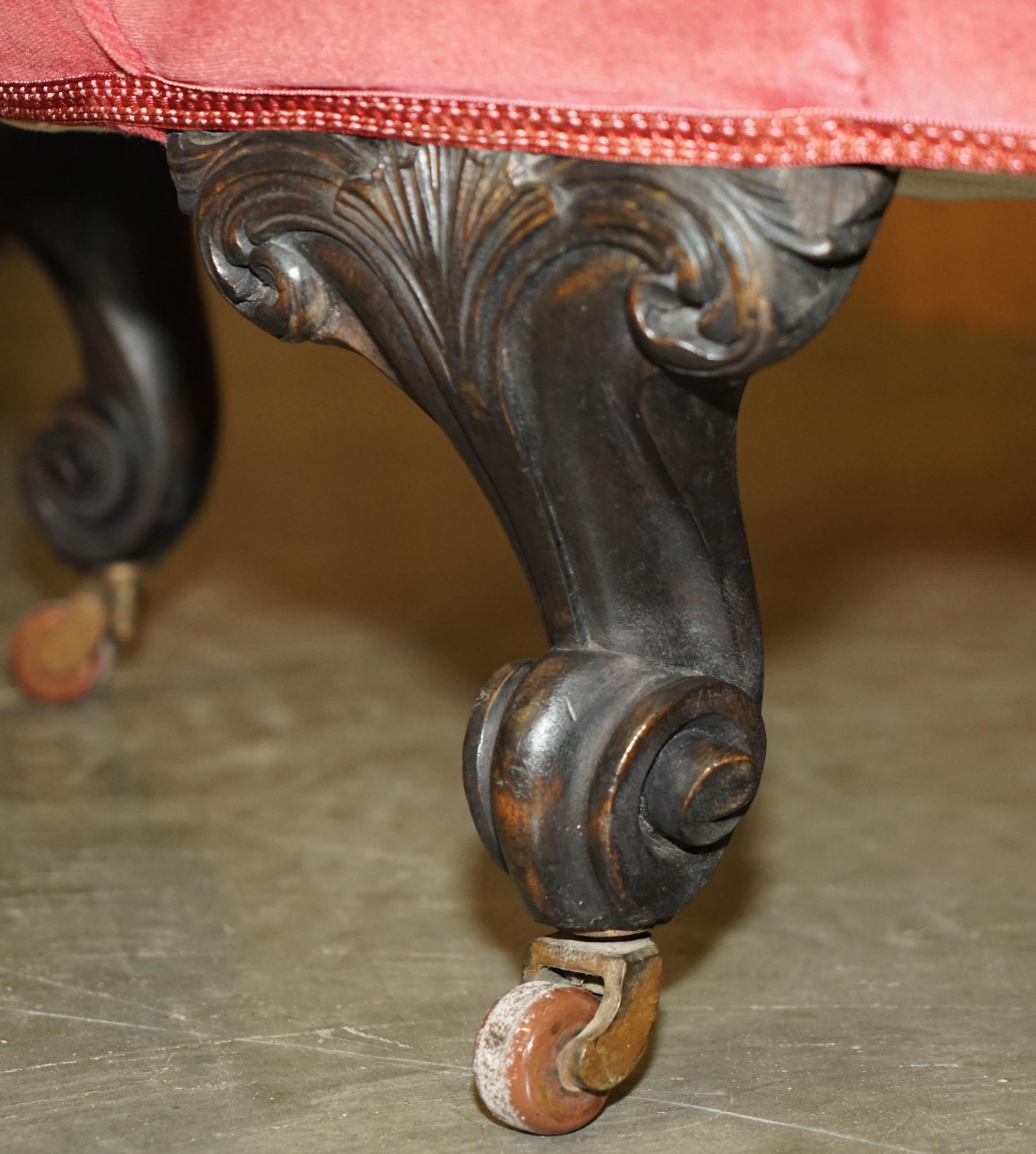 INE paire de chaises de conversation anciennes victoriennes CHESTERFIELD TUFTED WINDOW en vente 11